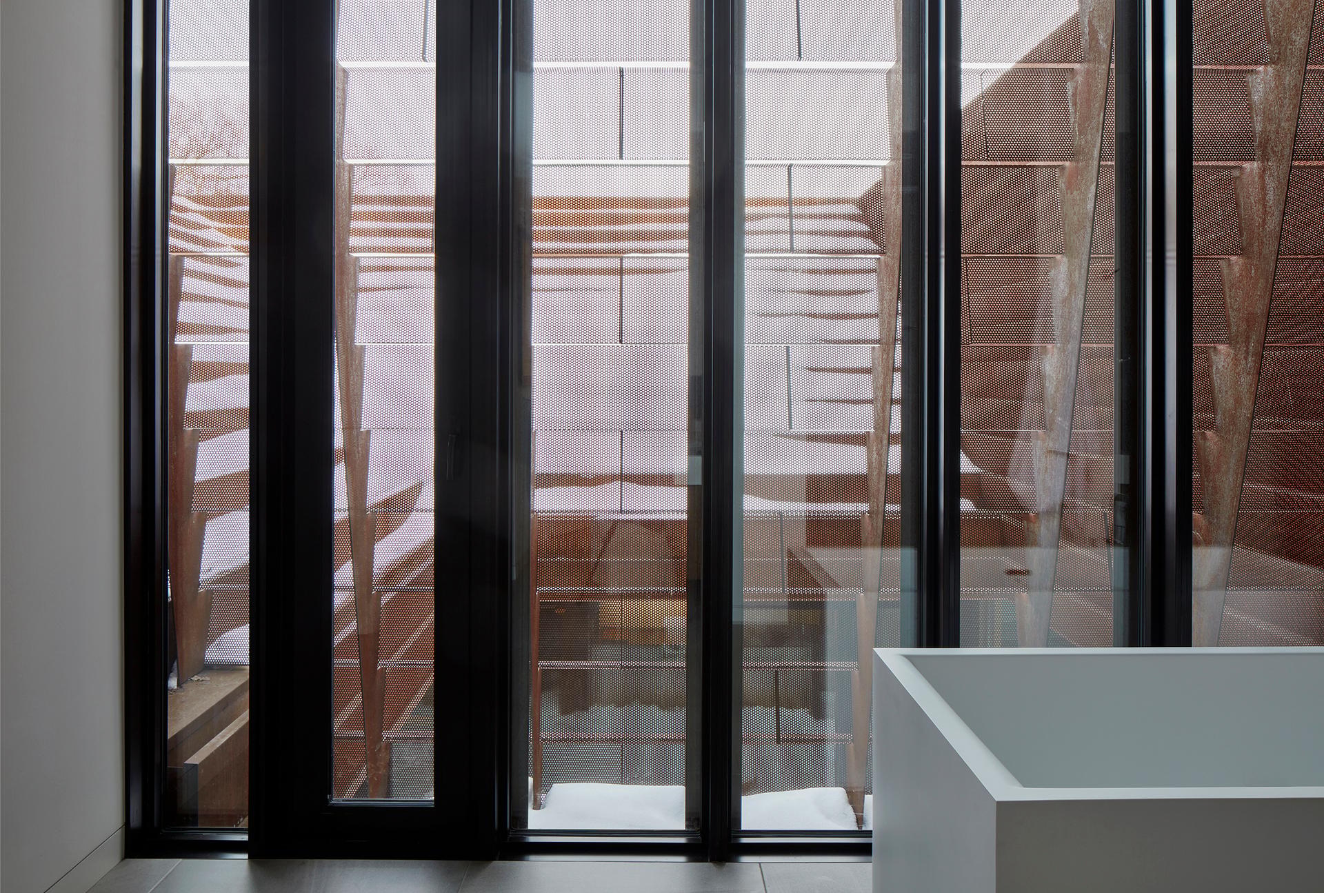 VEIL HOUSE - image 5