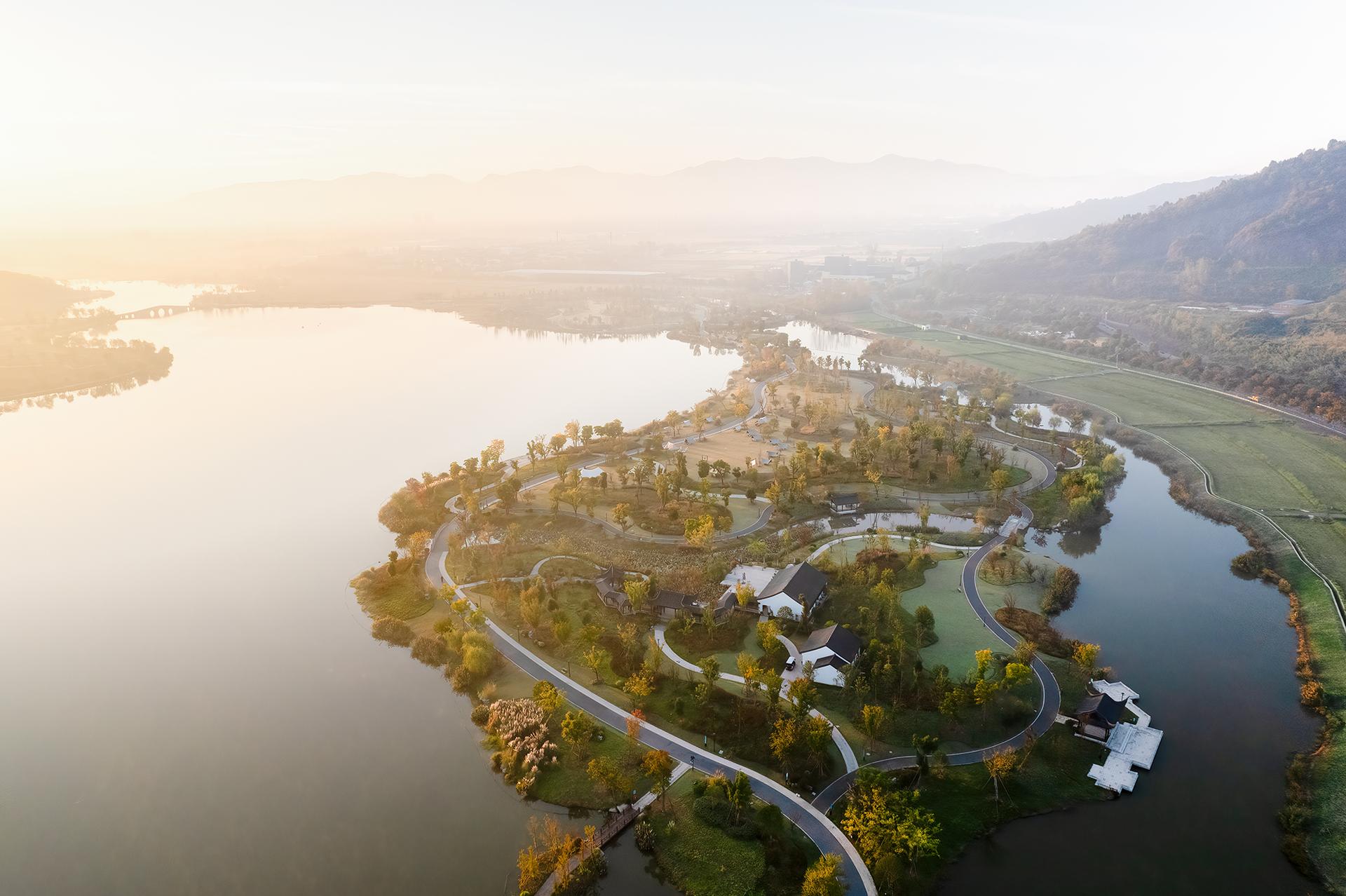 Ecological Restoration of Tongjian Lake Park - image 10