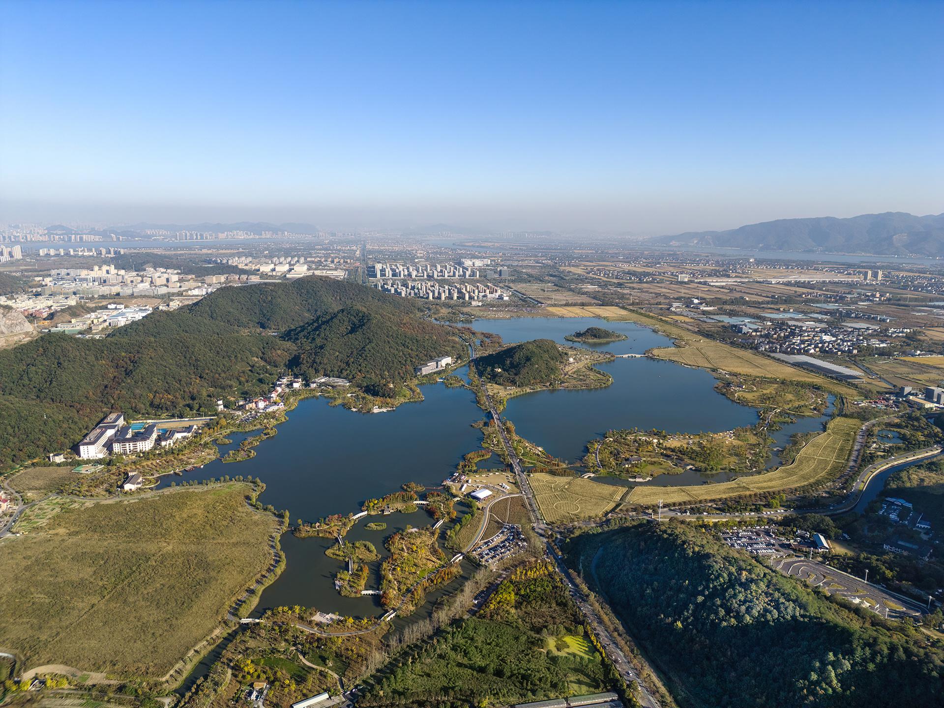 Ecological Restoration of Tongjian Lake Park - image 20