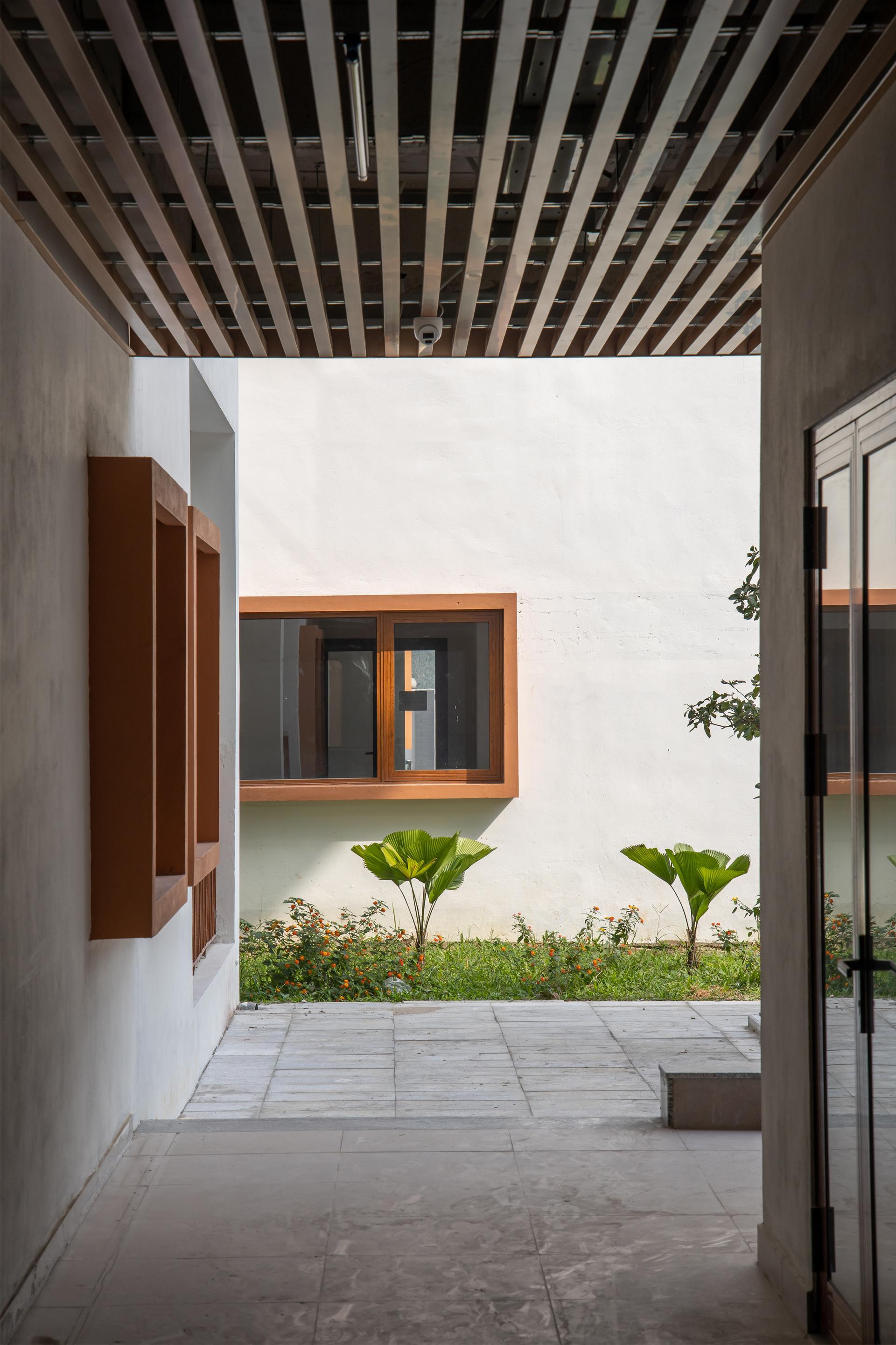 Dich Vong Hau Kindergarten - image 10