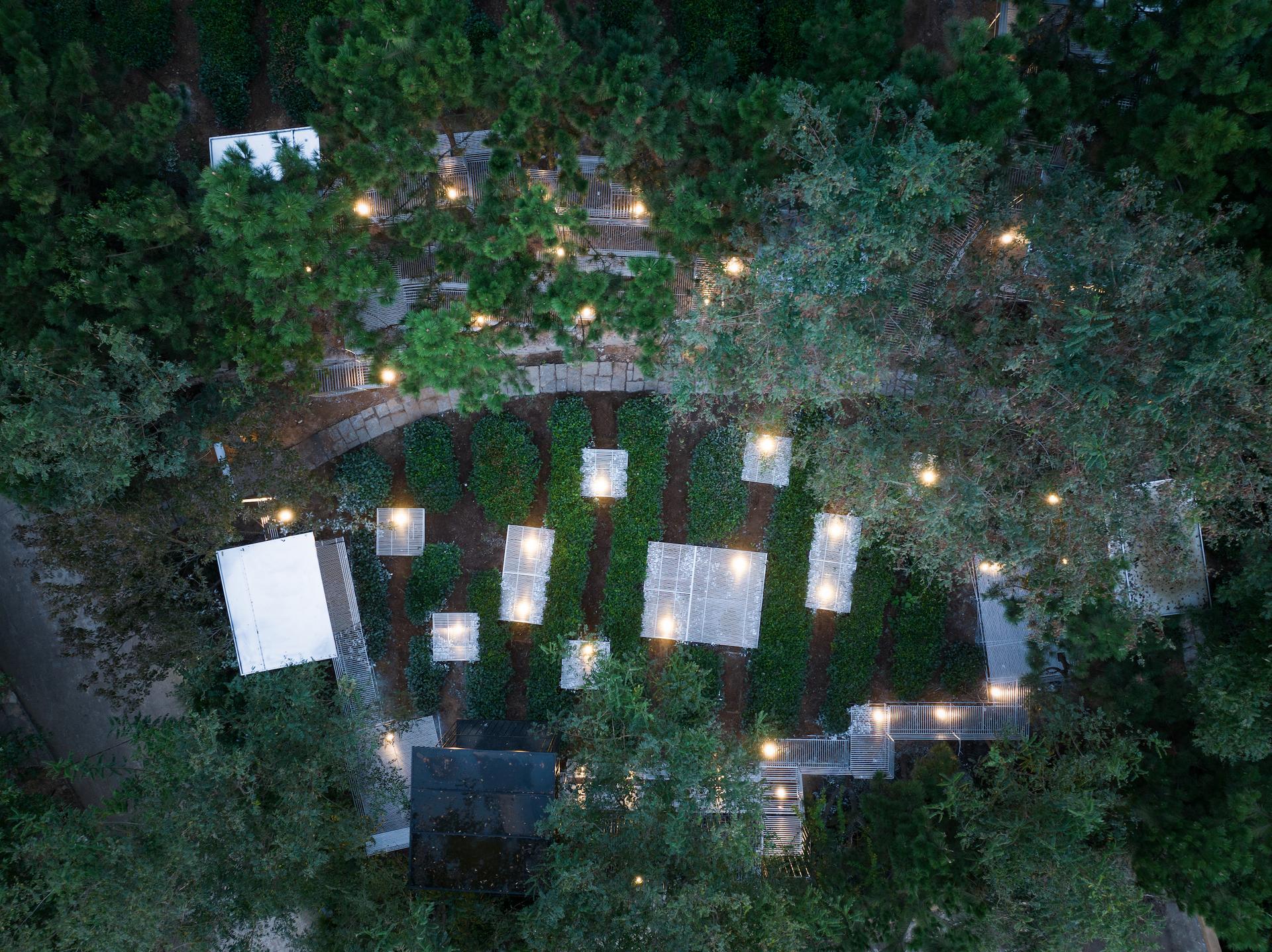 Meditation garden - image 13