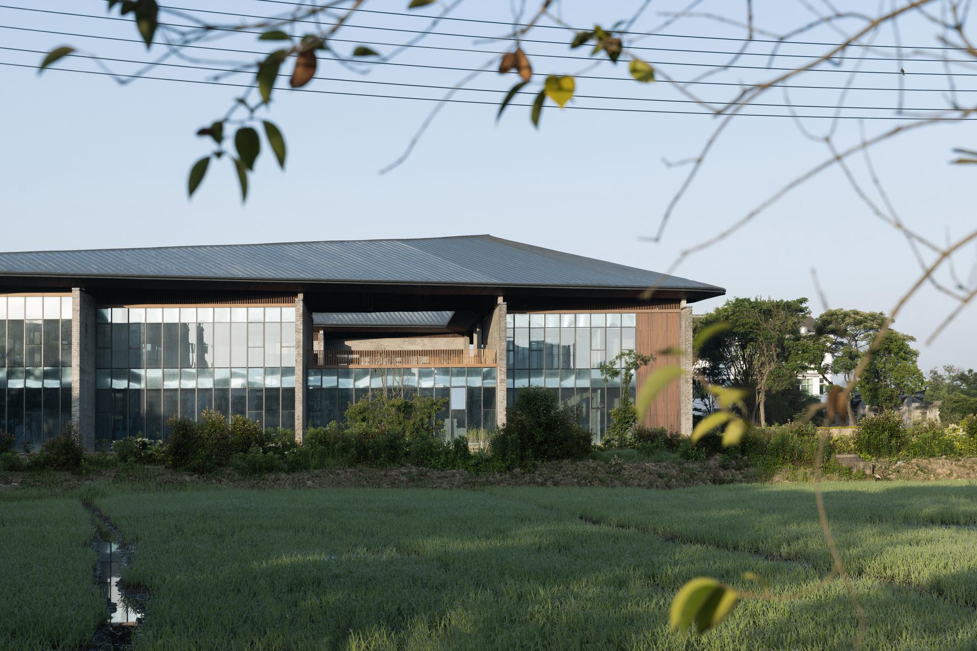 The Road Corridor Cultural Station - image 6