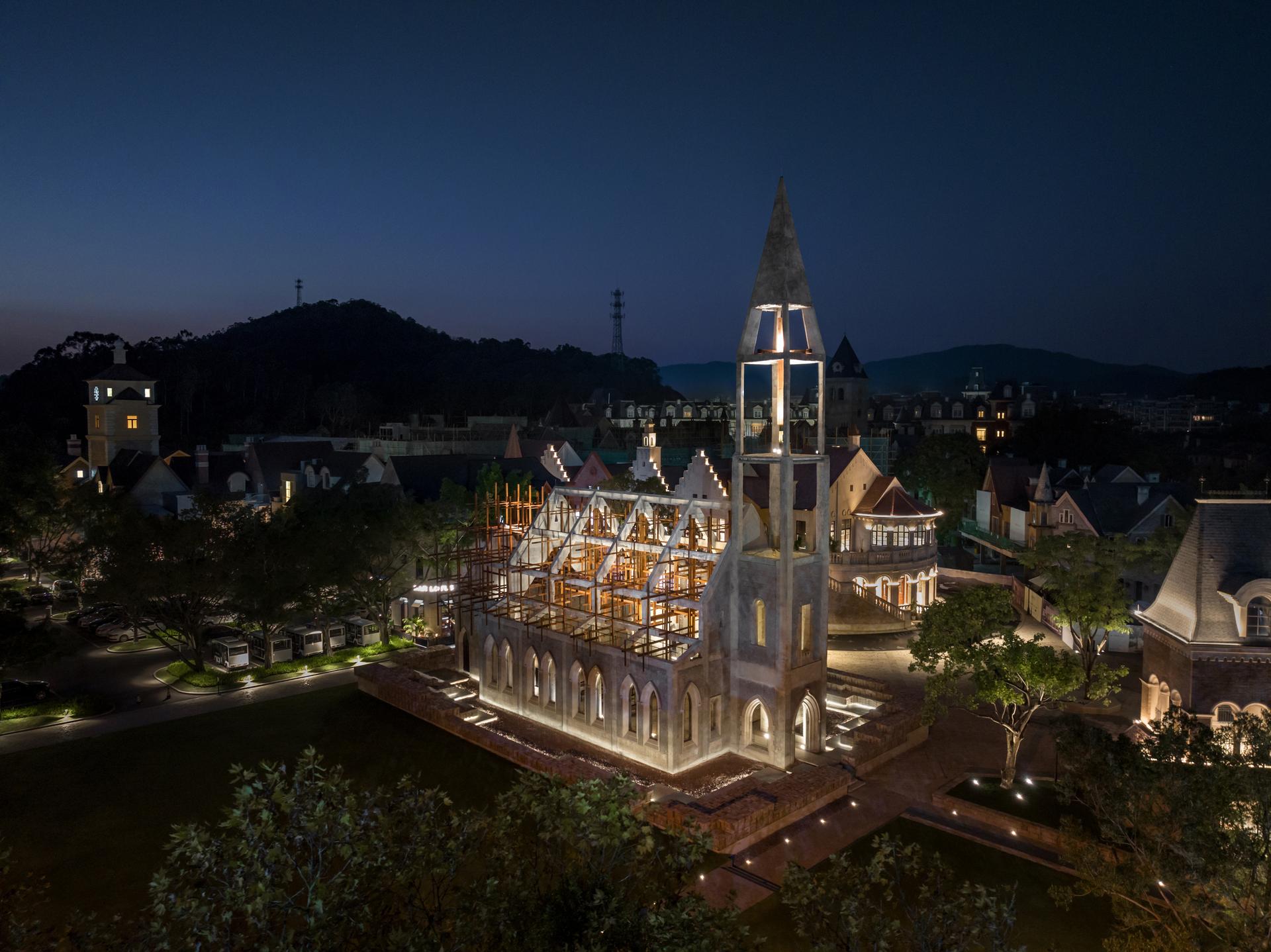 Guangzhou CTG · Aranya Jiulong Lake Resort Church - image 3