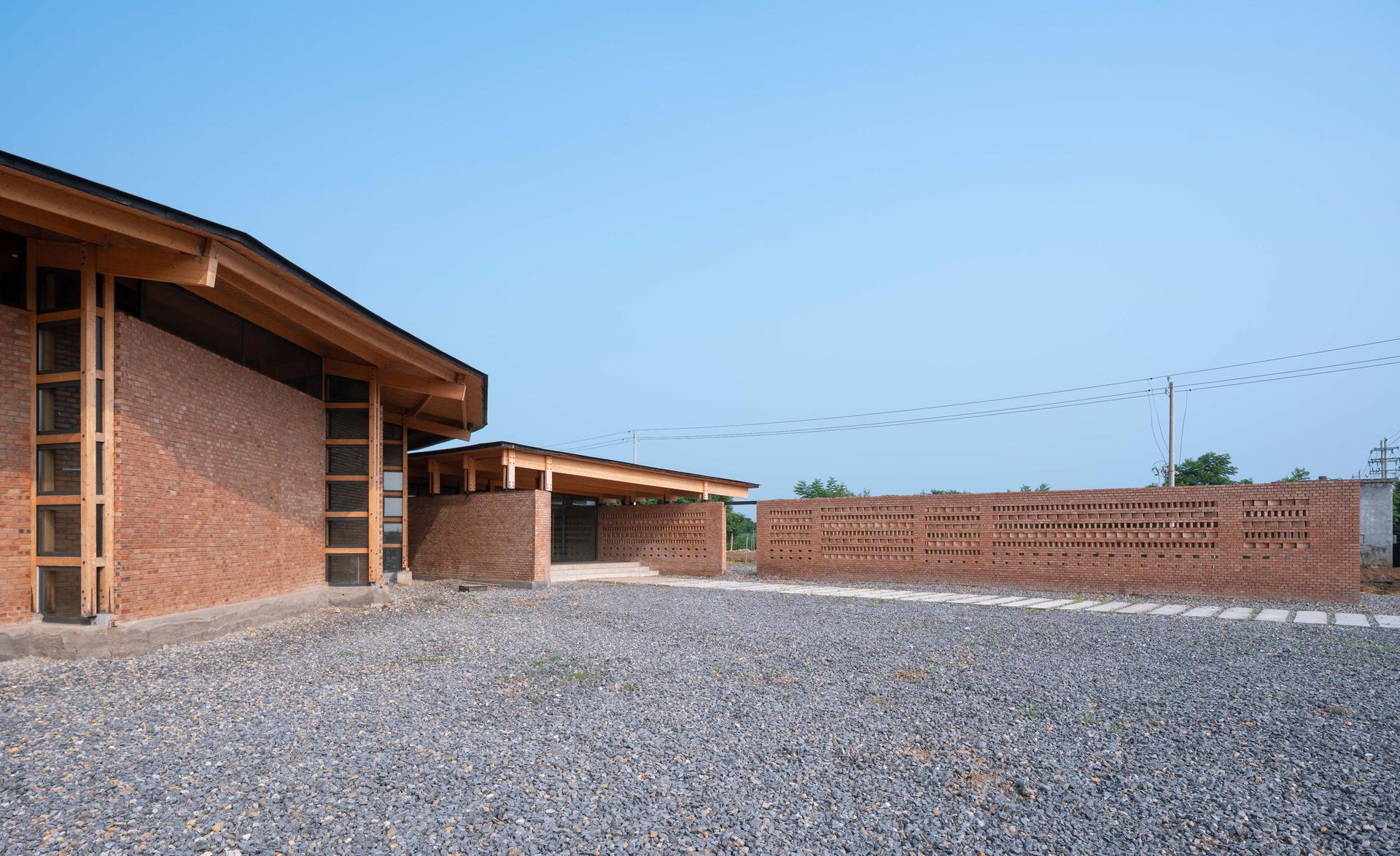 Prepared Rehmannia Root Crafts Exhibition Hall - image 10