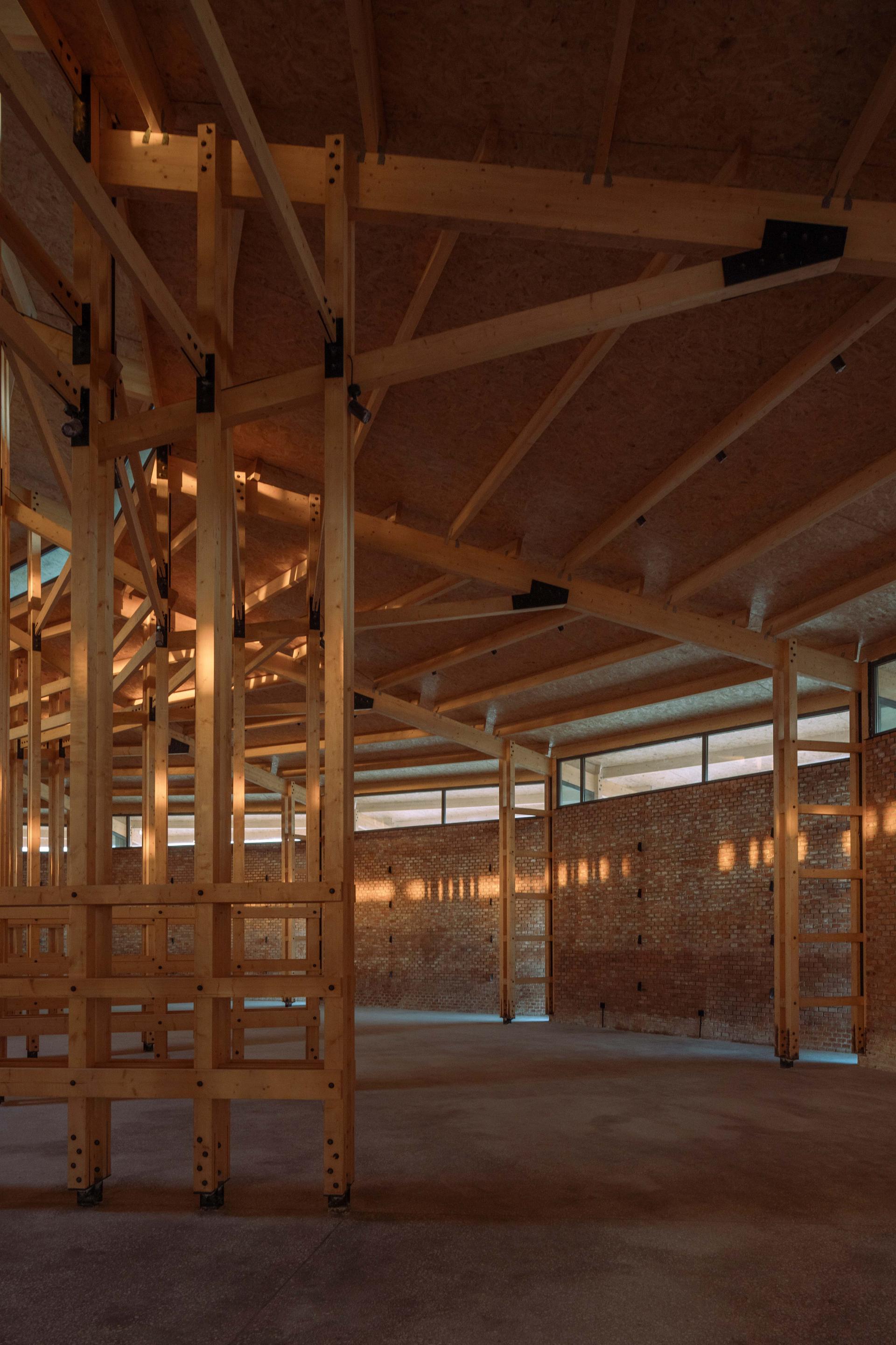 Prepared Rehmannia Root Crafts Exhibition Hall - image 24
