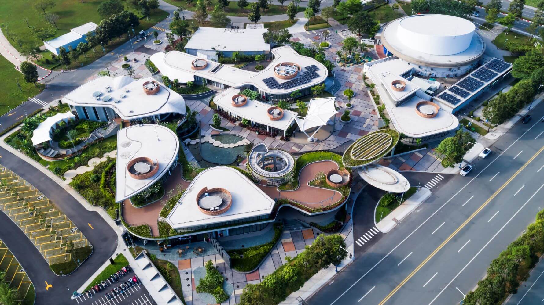 Hikari-4Ps Edutainment Hub