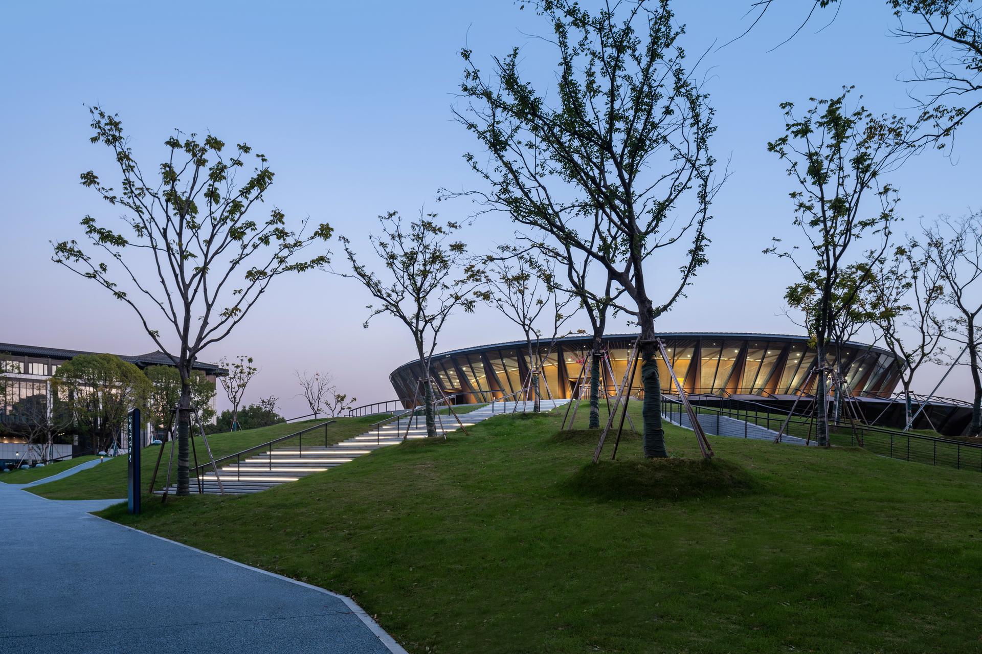 Fengzejiang Lecture Hall - image 6