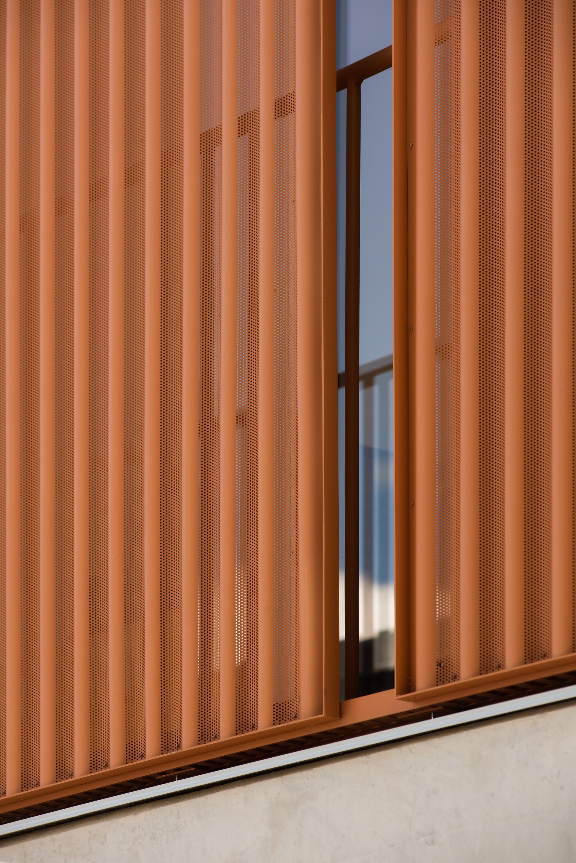 Skew House - image 13