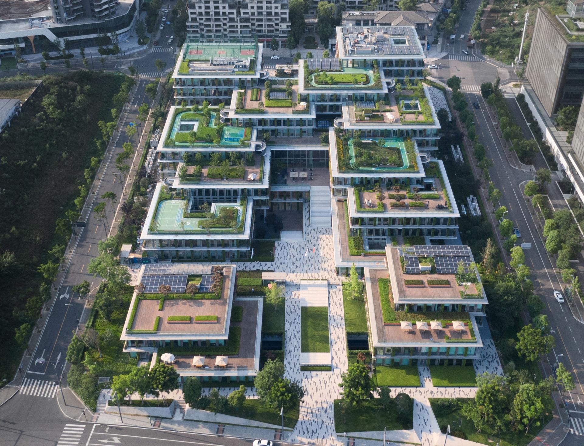 Green Module: Lakeside Headquarters - image 4