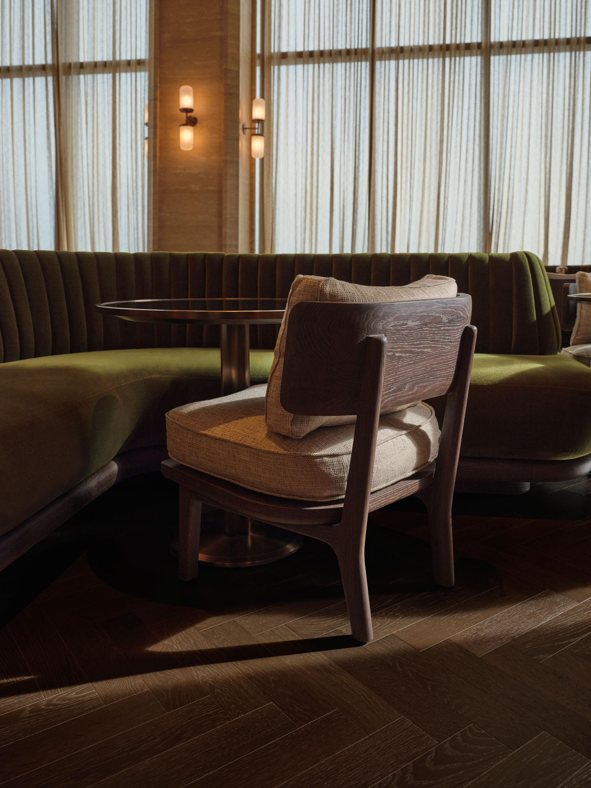 The Long Bar - image 11