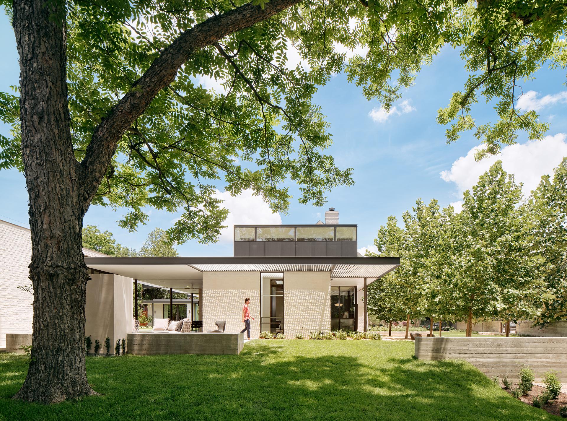 West Lynn Residence