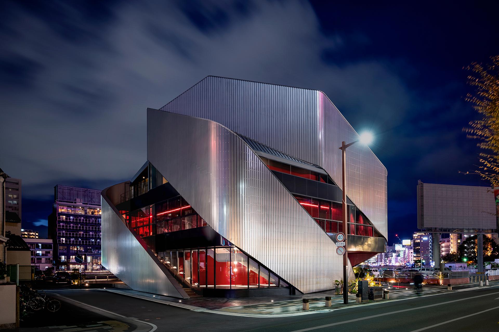 010 Building - image 3