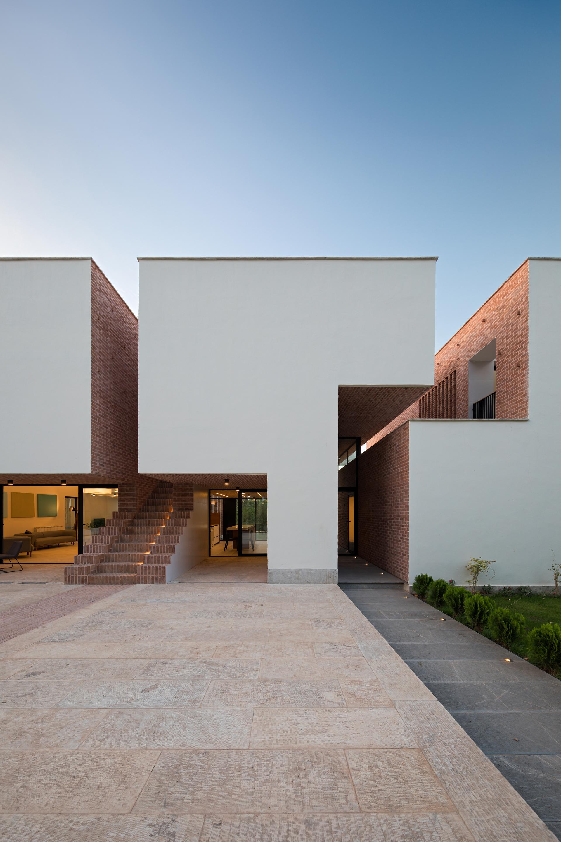 Narbon Villa - image 7