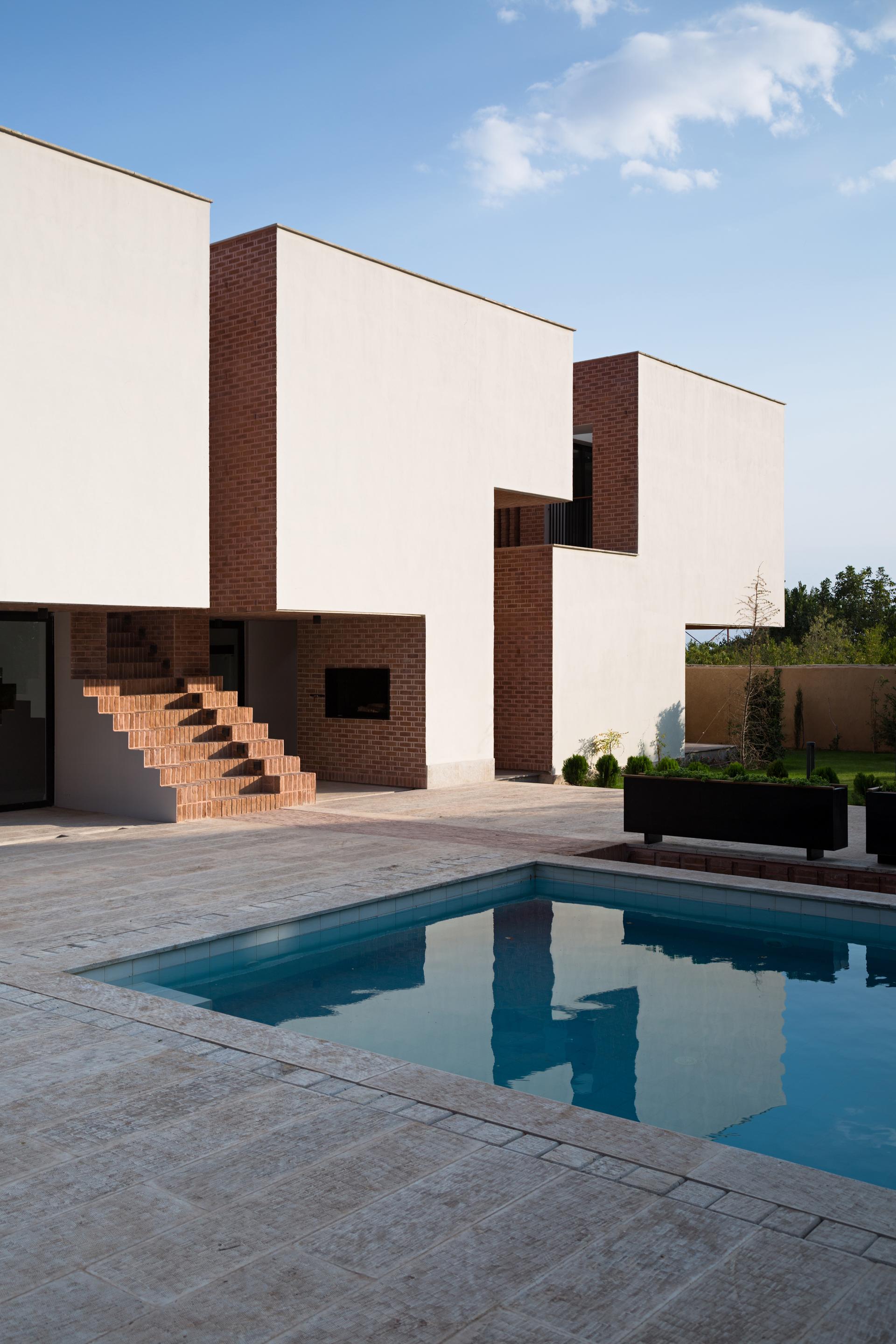 Narbon Villa - image 9