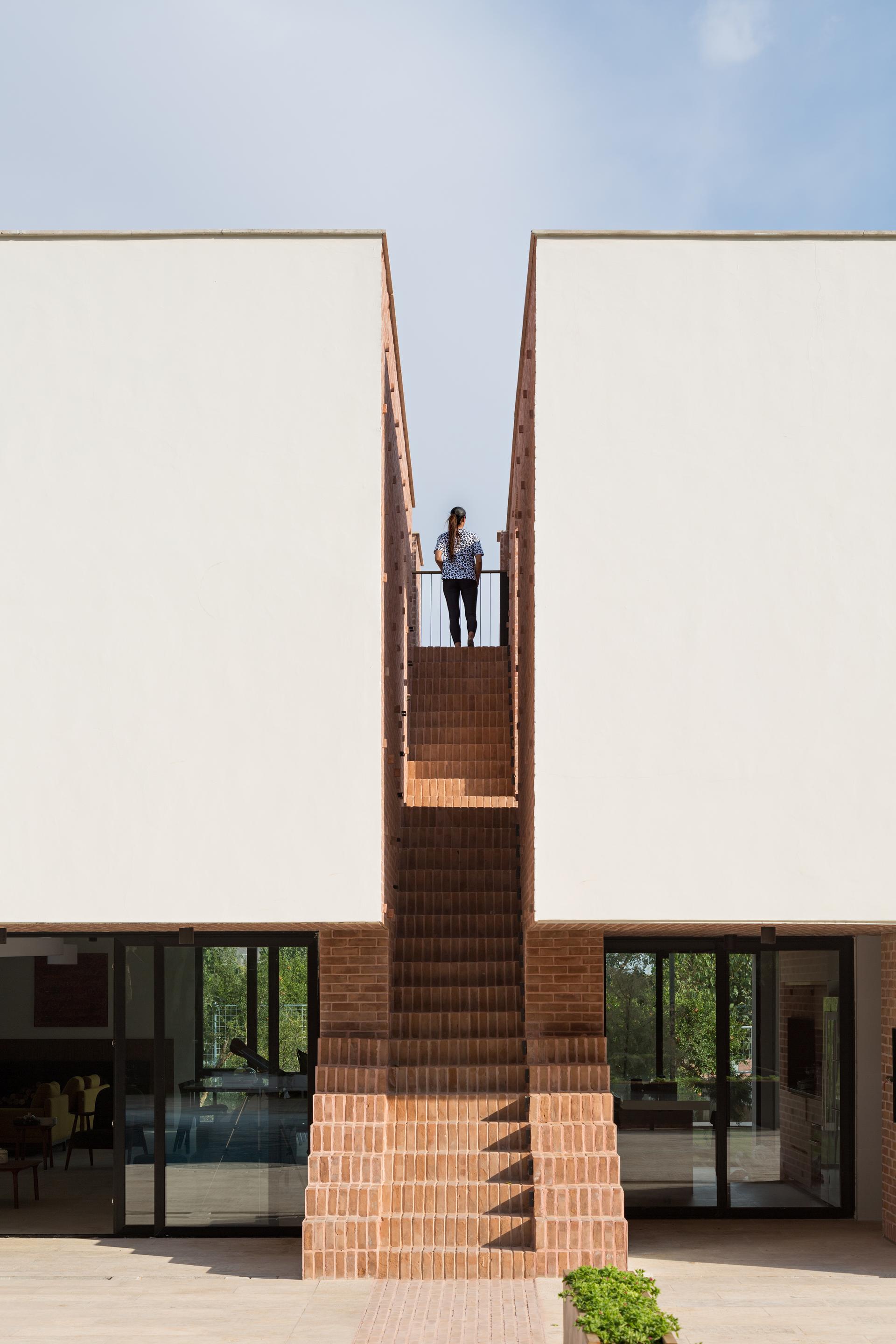 Narbon Villa - image 8