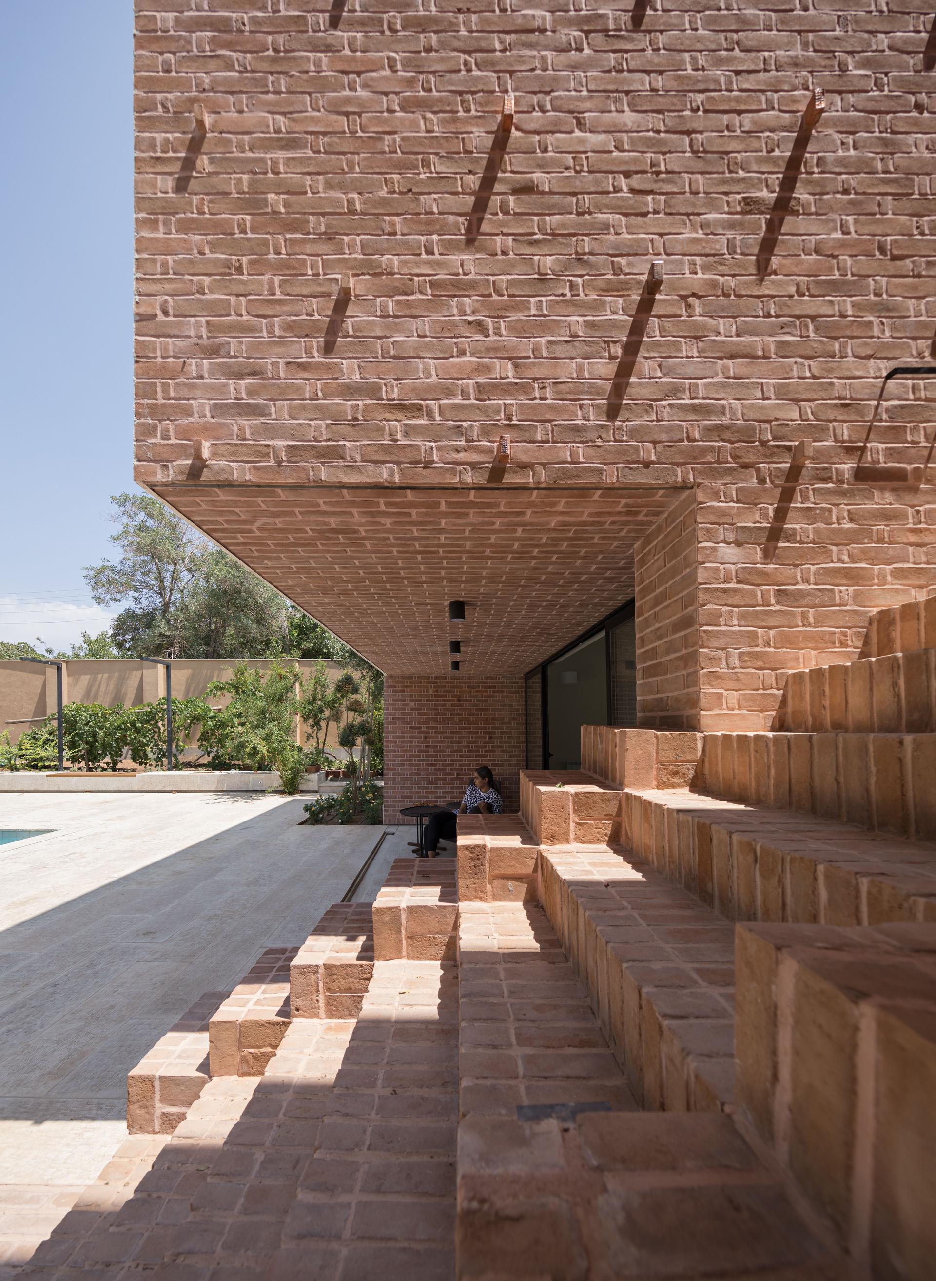 Narbon Villa - image 14