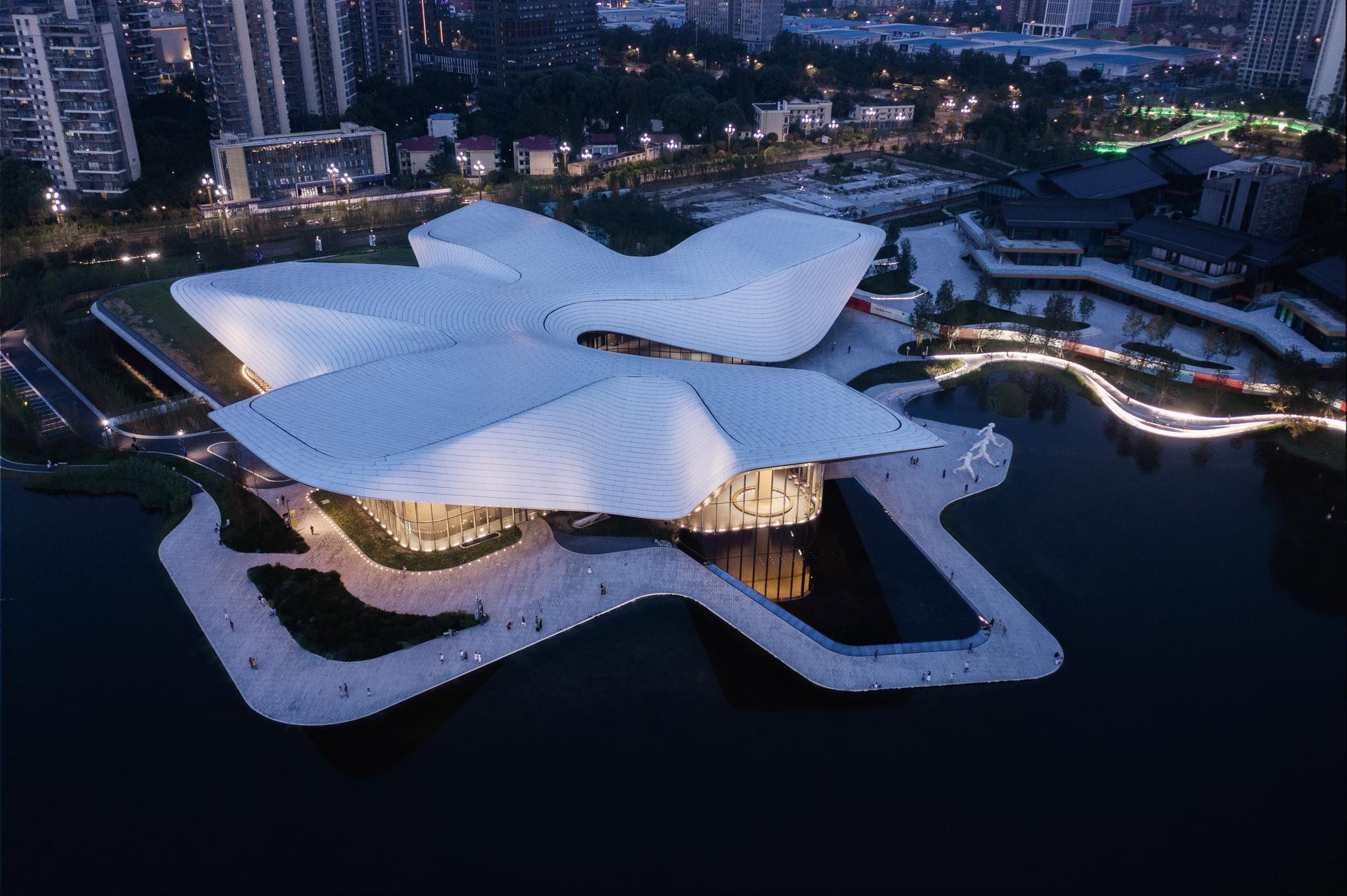 Chengdu Tianfu Art Gallery - image 2