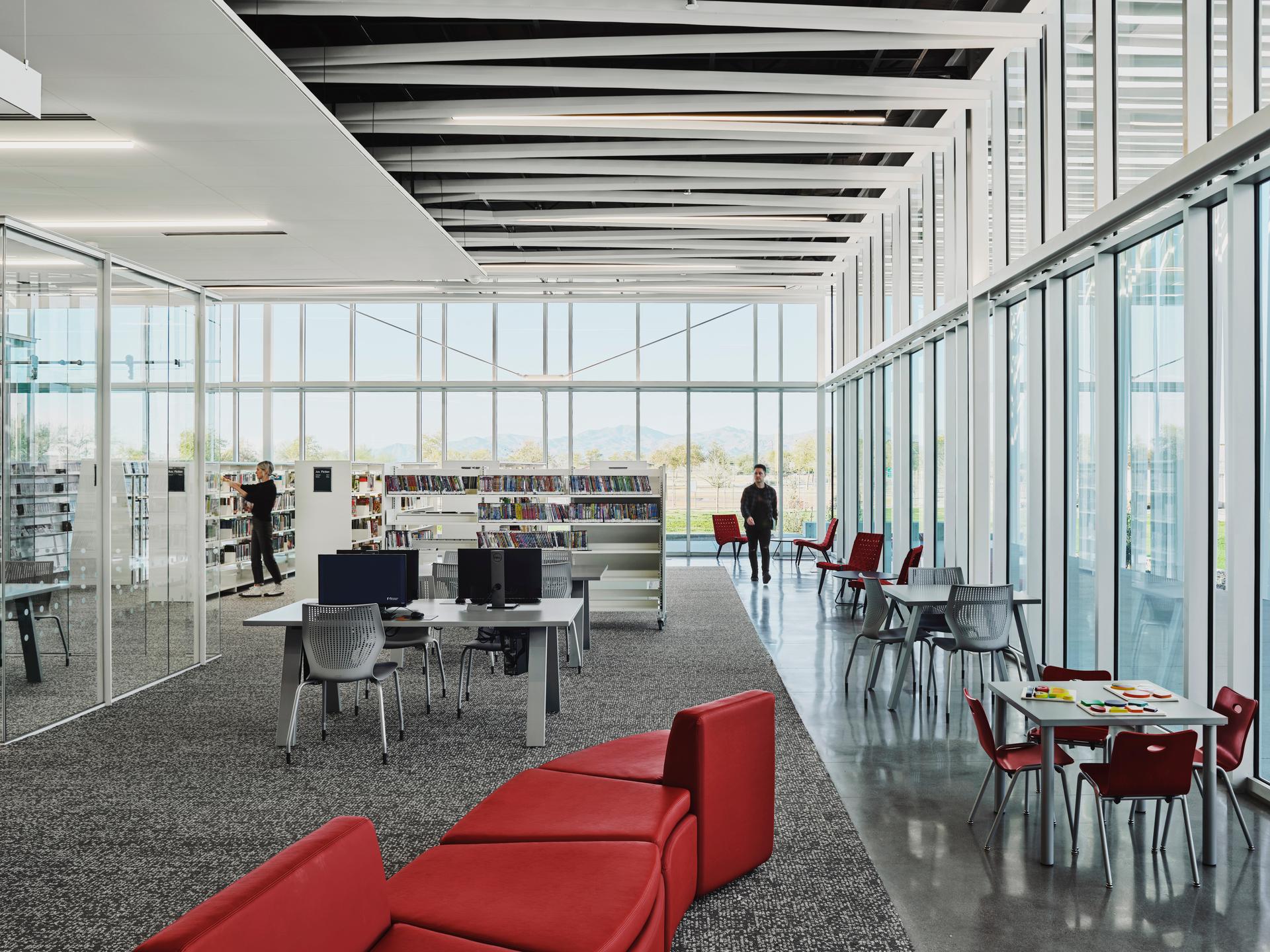 Asante Public Library - image 4