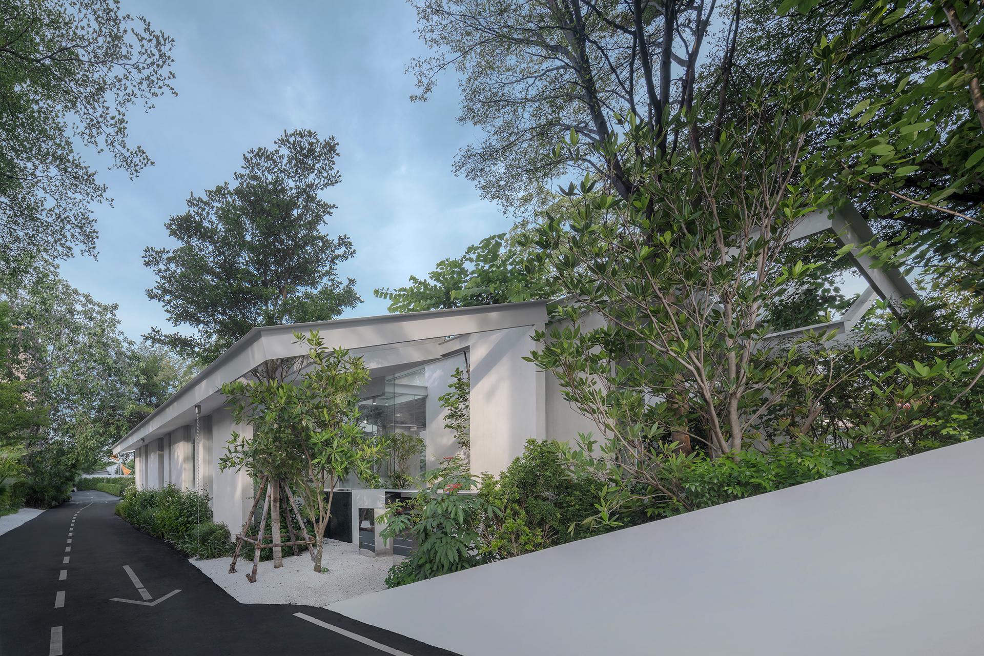 NANA Coffee Roasters Bangna - image 4