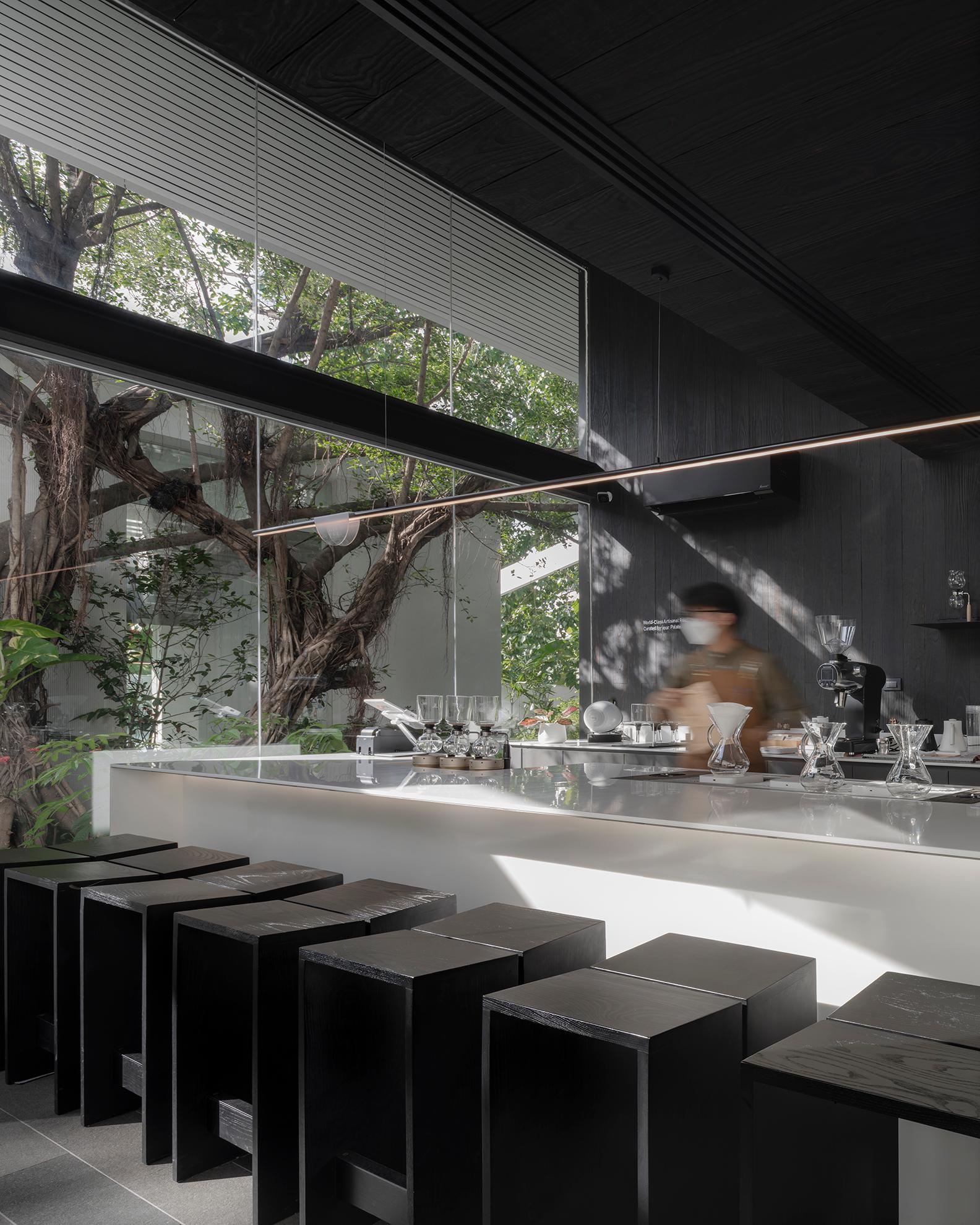 NANA Coffee Roasters Bangna - image 6