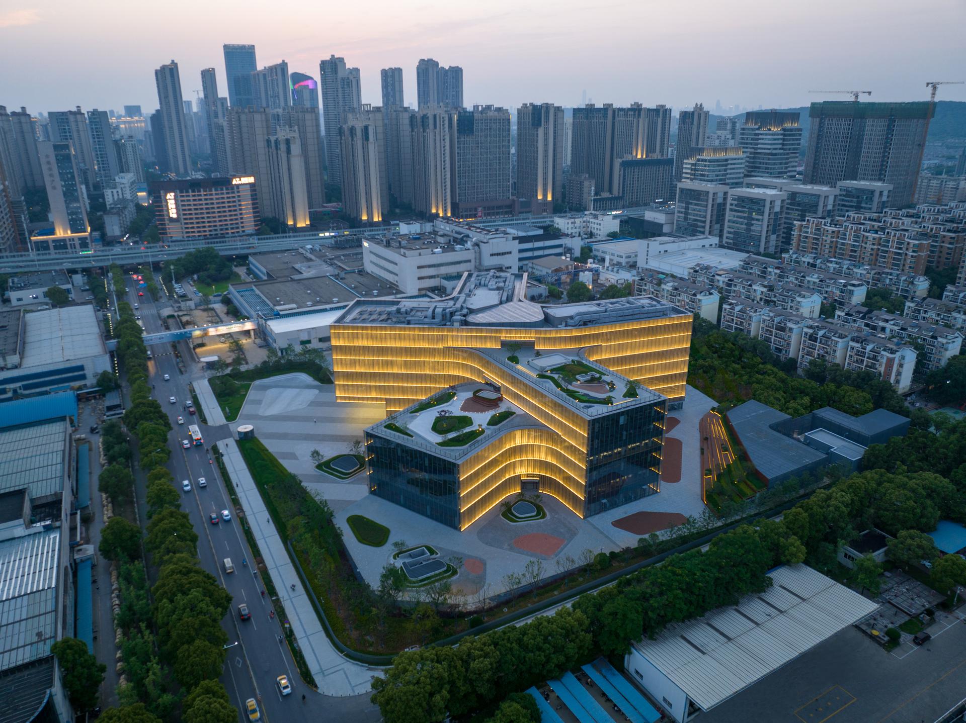 YOFC Headquarters - image 24