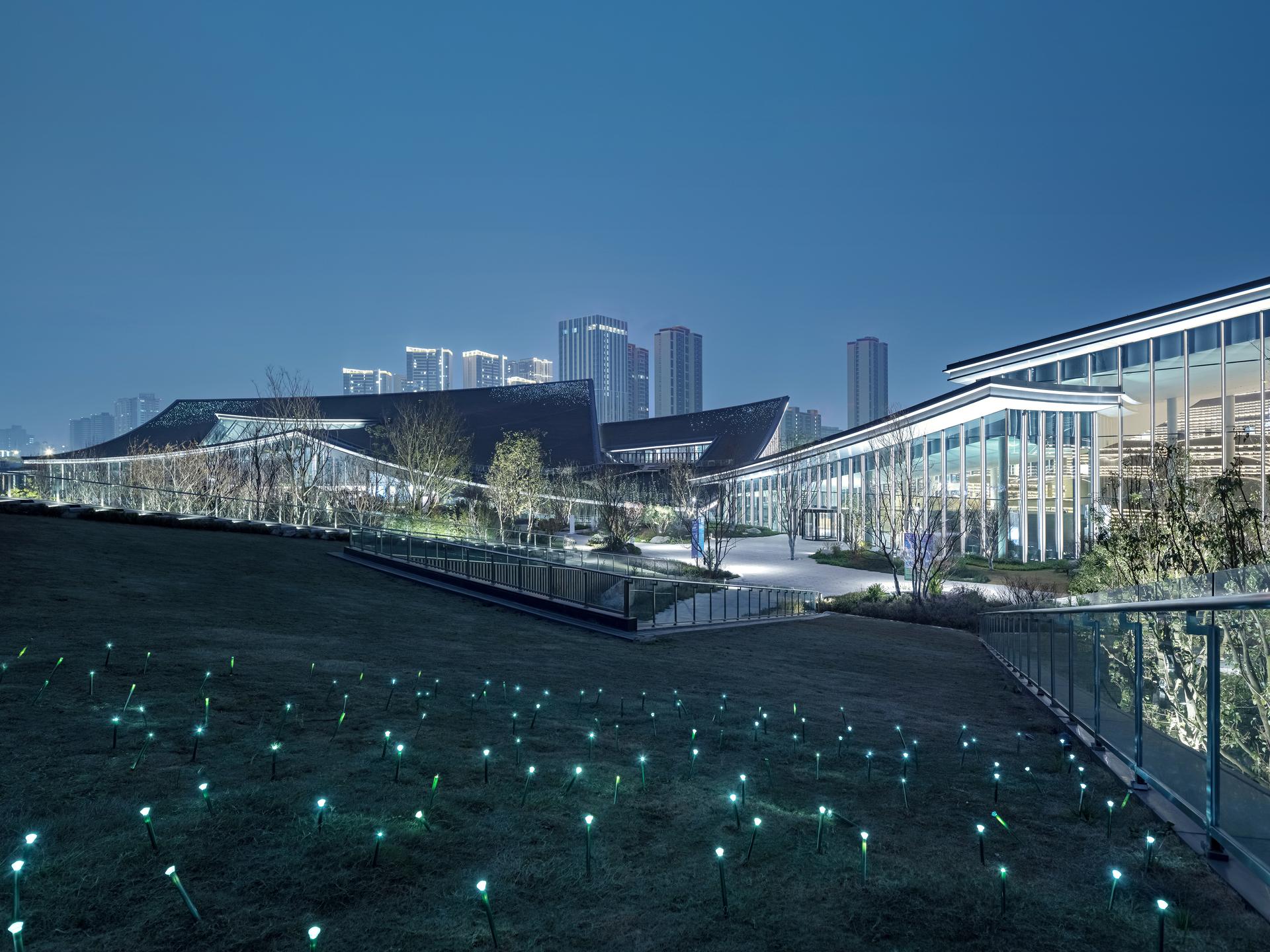 Chengdu Museum of Contemporary Art, Tianfu Library of Humanity and Art - image 5