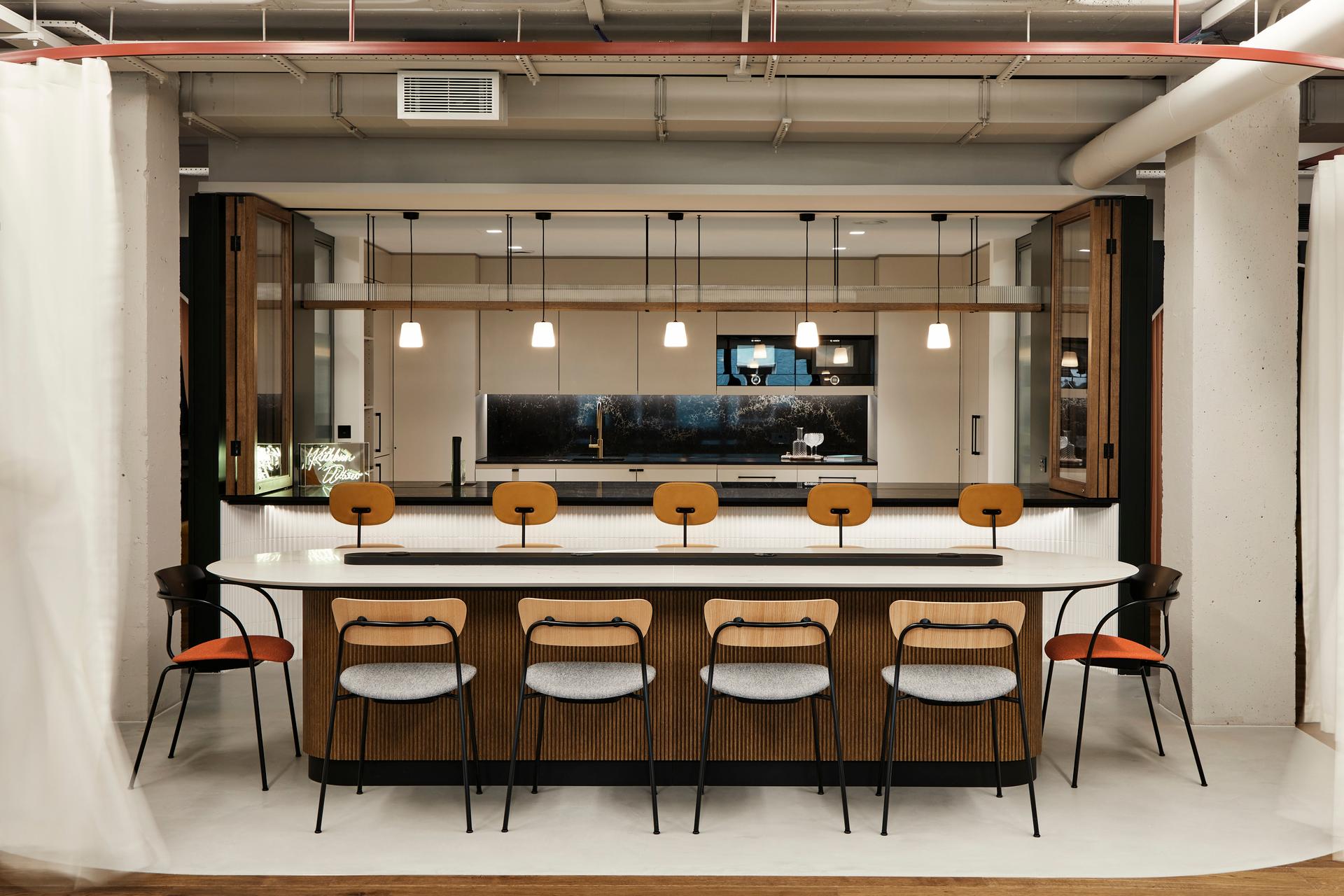 Carnaby Club - image 9