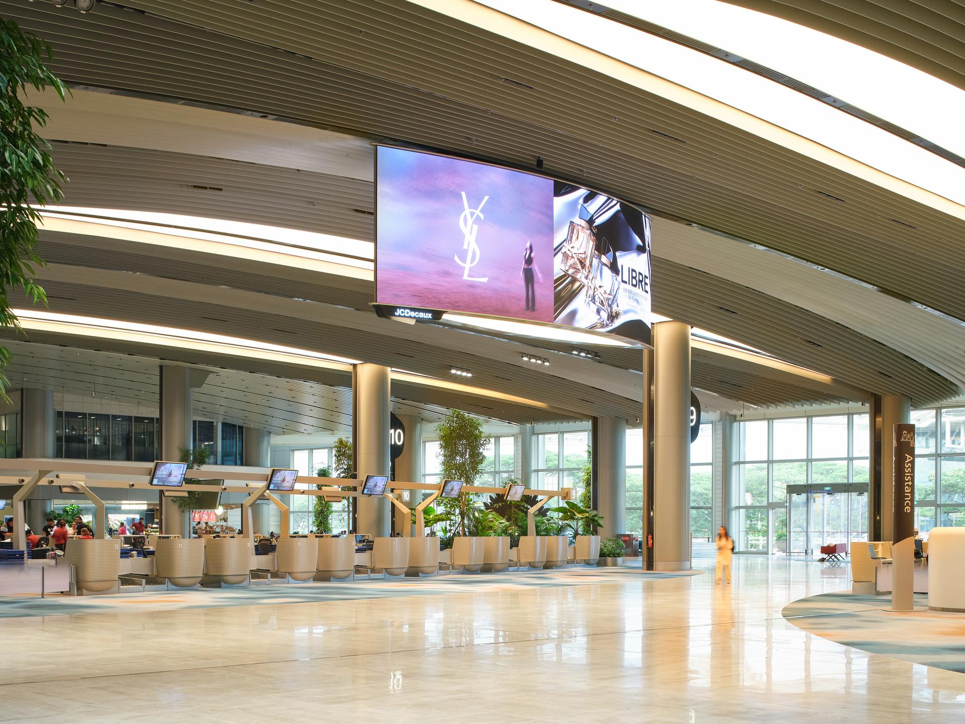 Changi Airport Terminal 2 - image 4