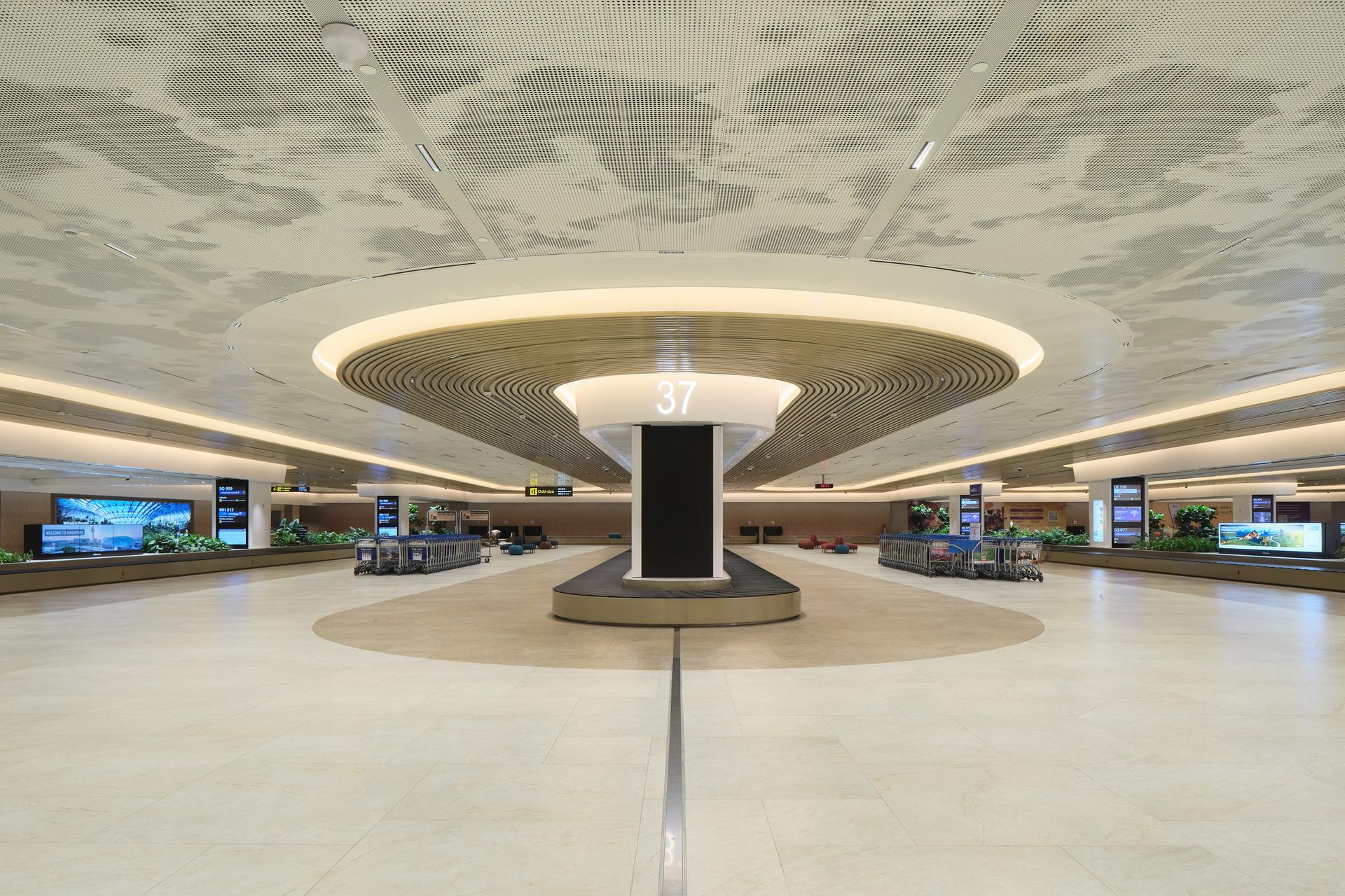 Changi Airport Terminal 2 - image 15