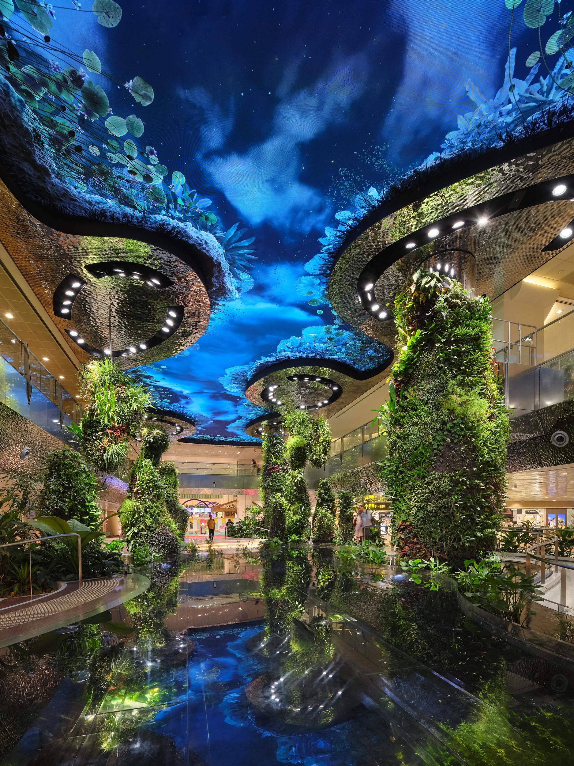 Changi Airport Terminal 2 - image 22