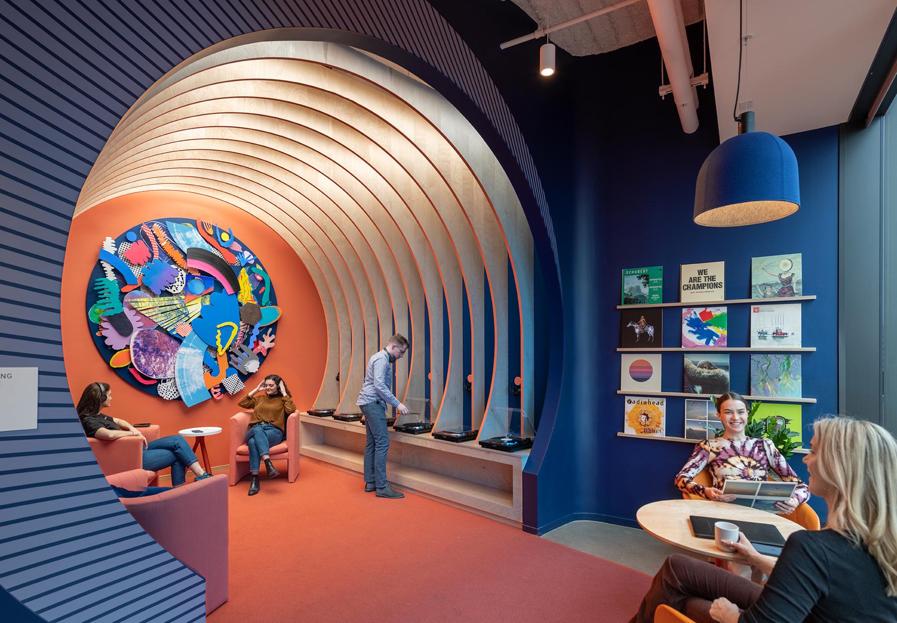 Kendall Square Workspace - image 5