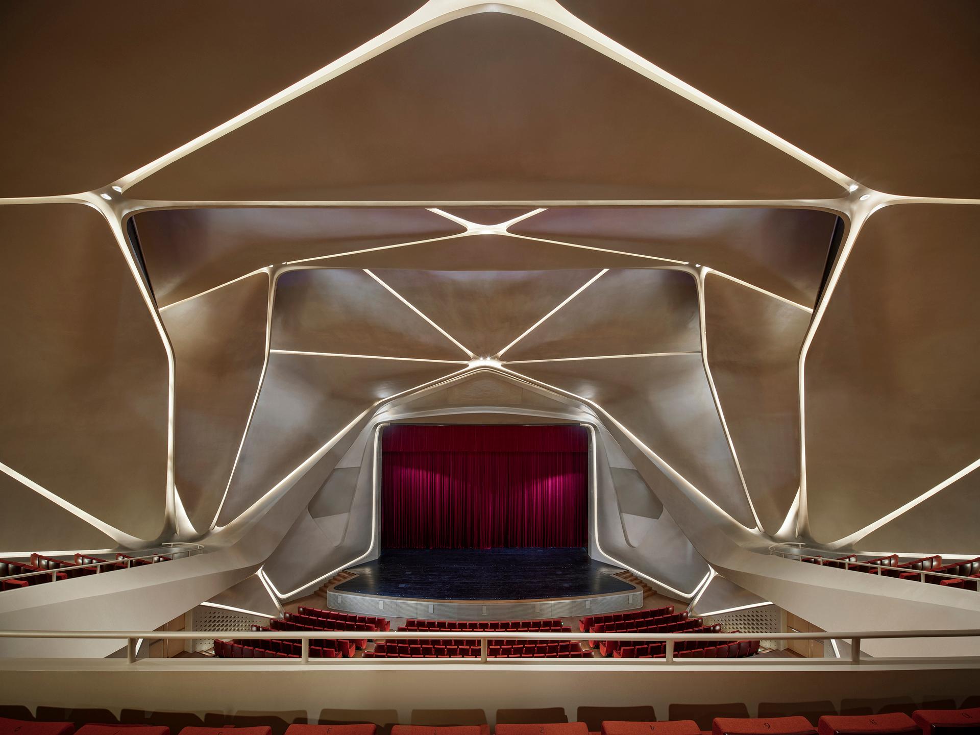 Zhuhai Jinwan Civic Art Centre - image 11