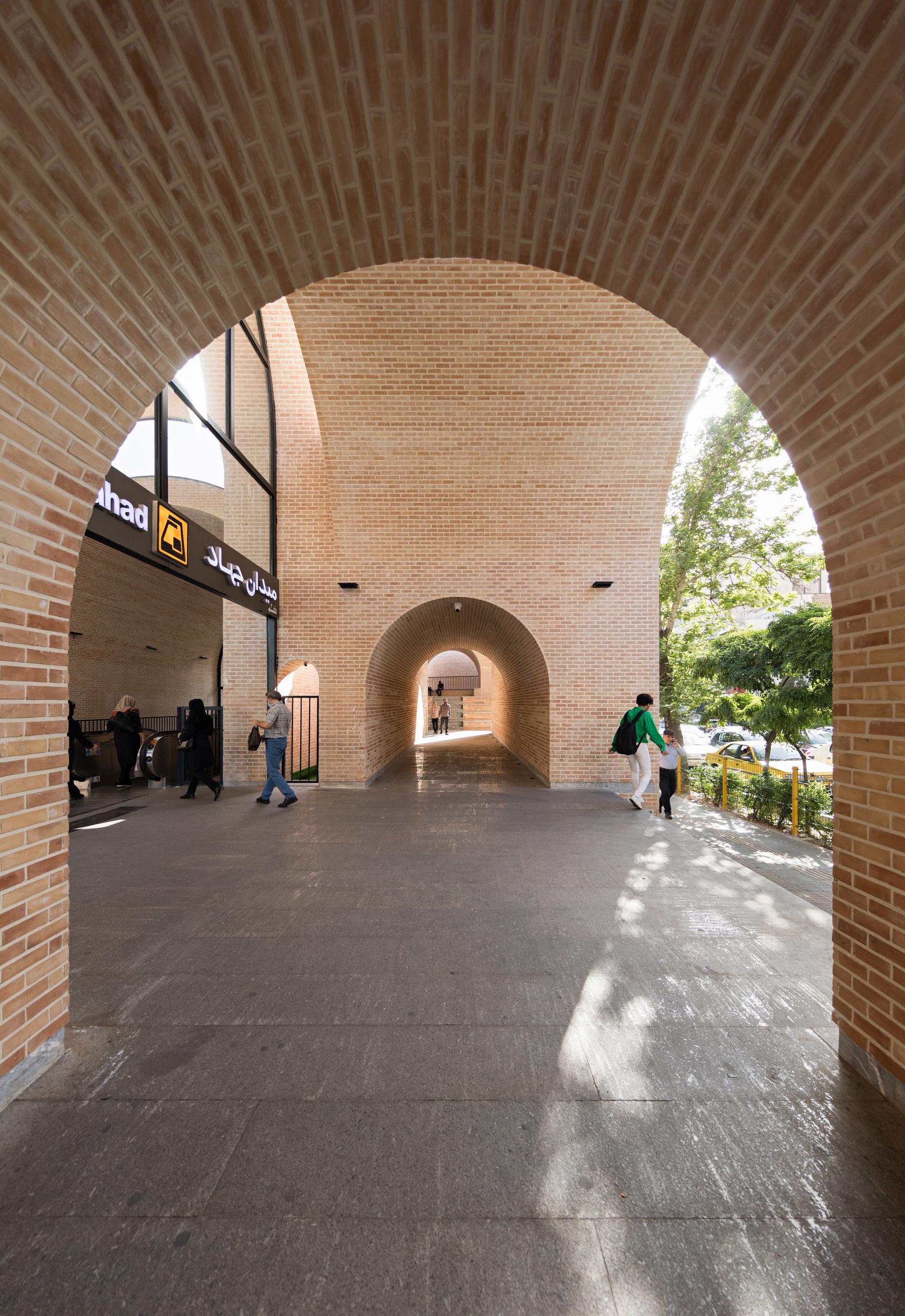 Jahad Metro Plaza - image 24