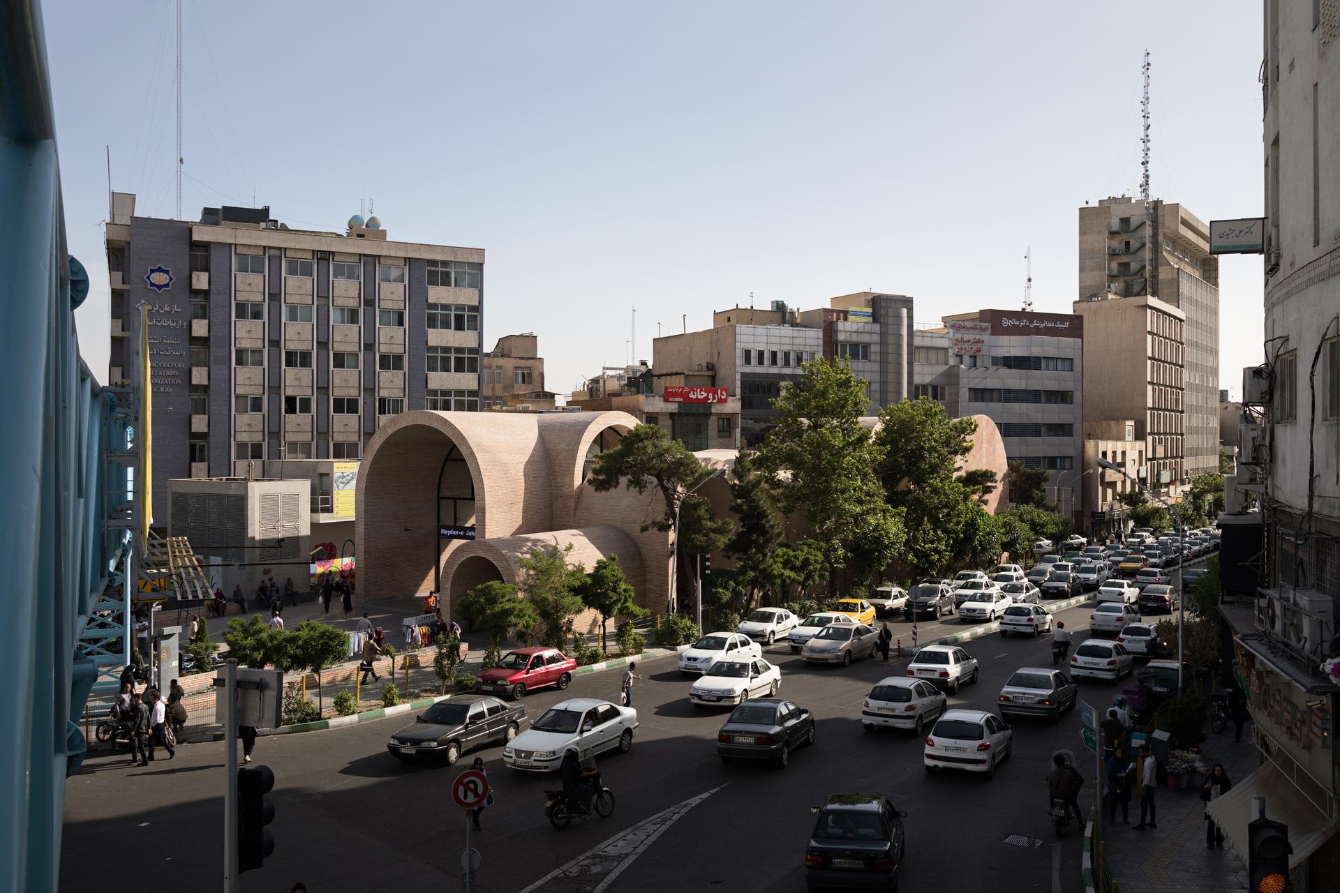Jahad Metro Plaza - image 12