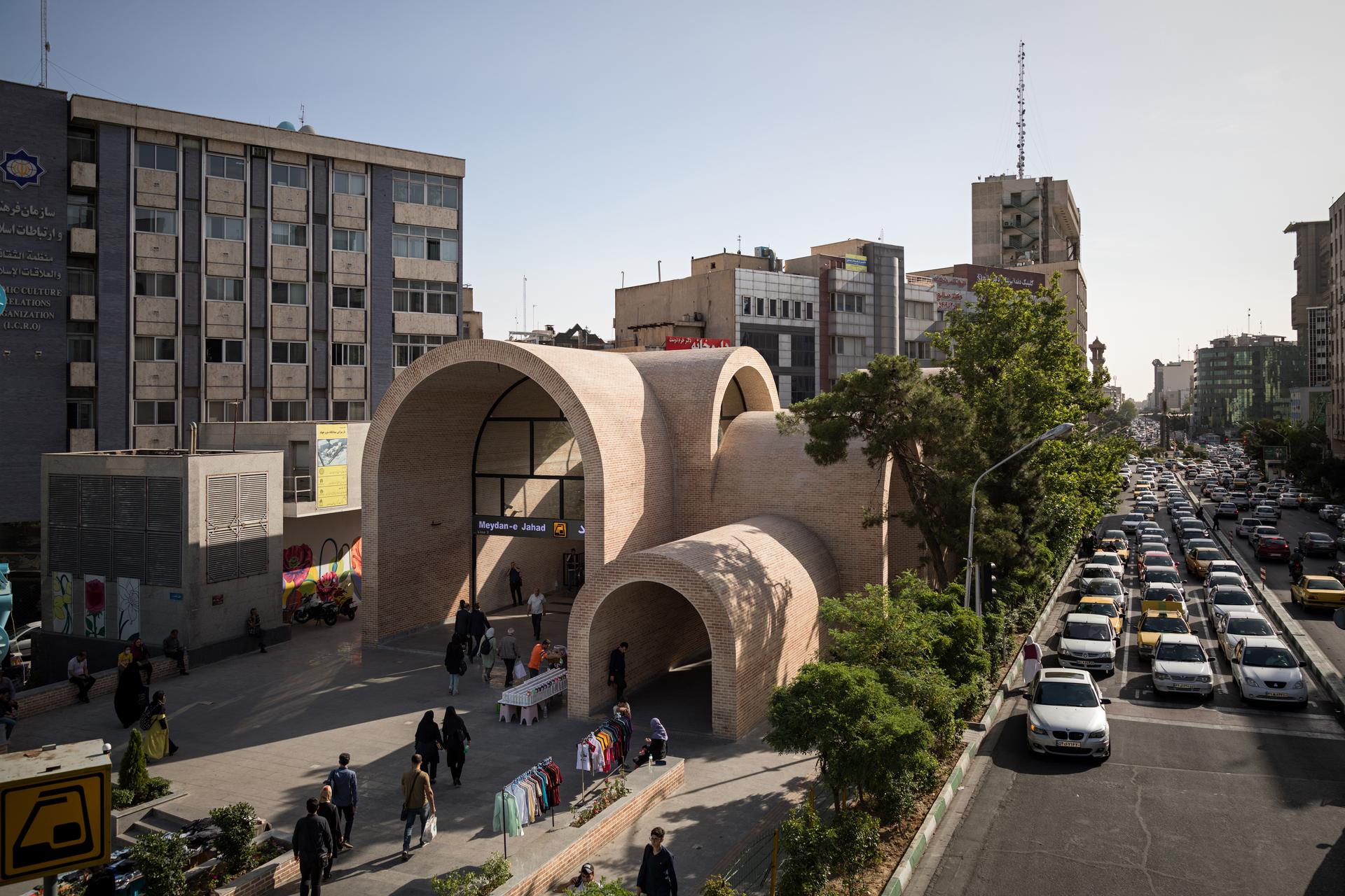 Jahad Metro Plaza - image 15