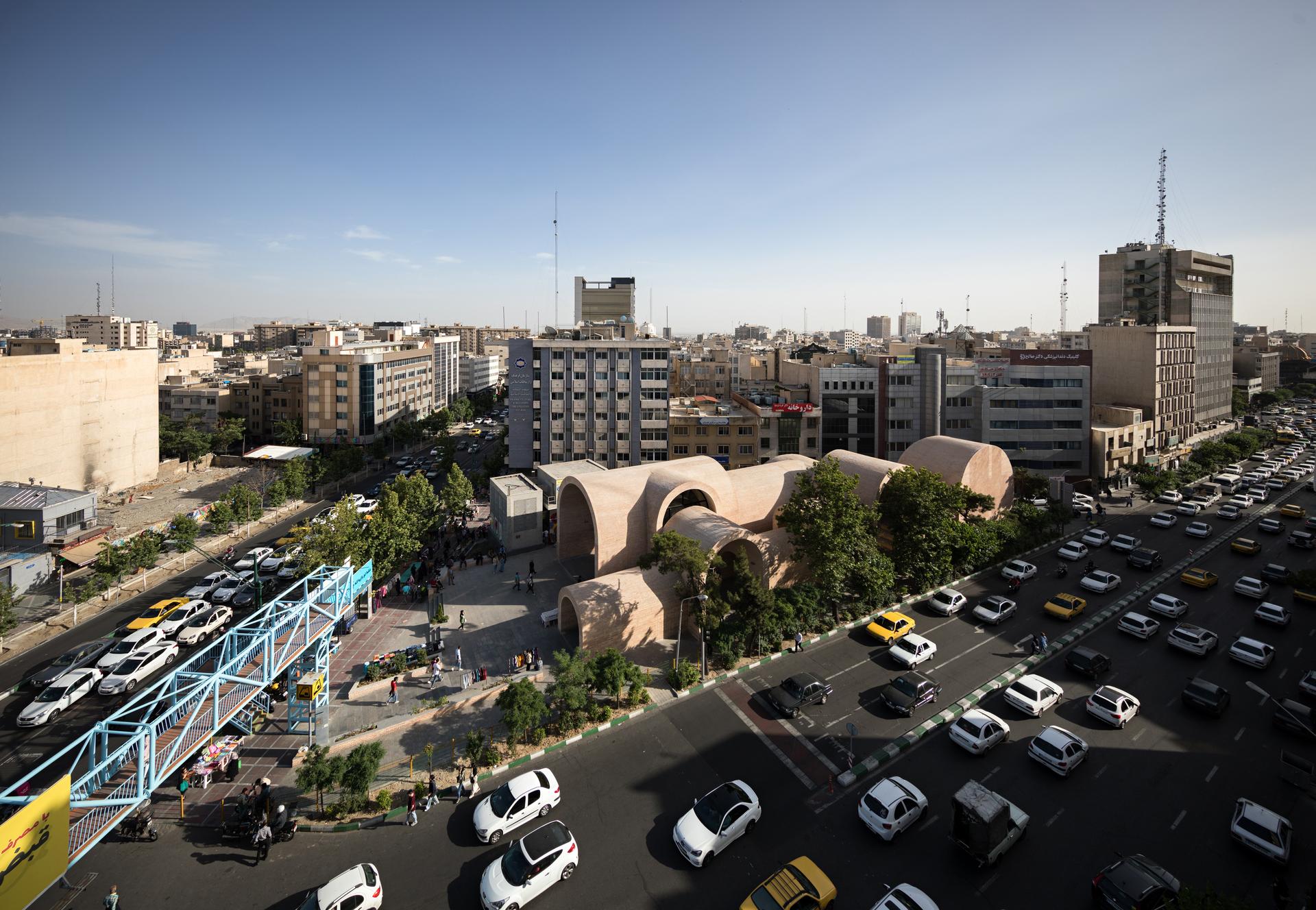 Jahad Metro Plaza