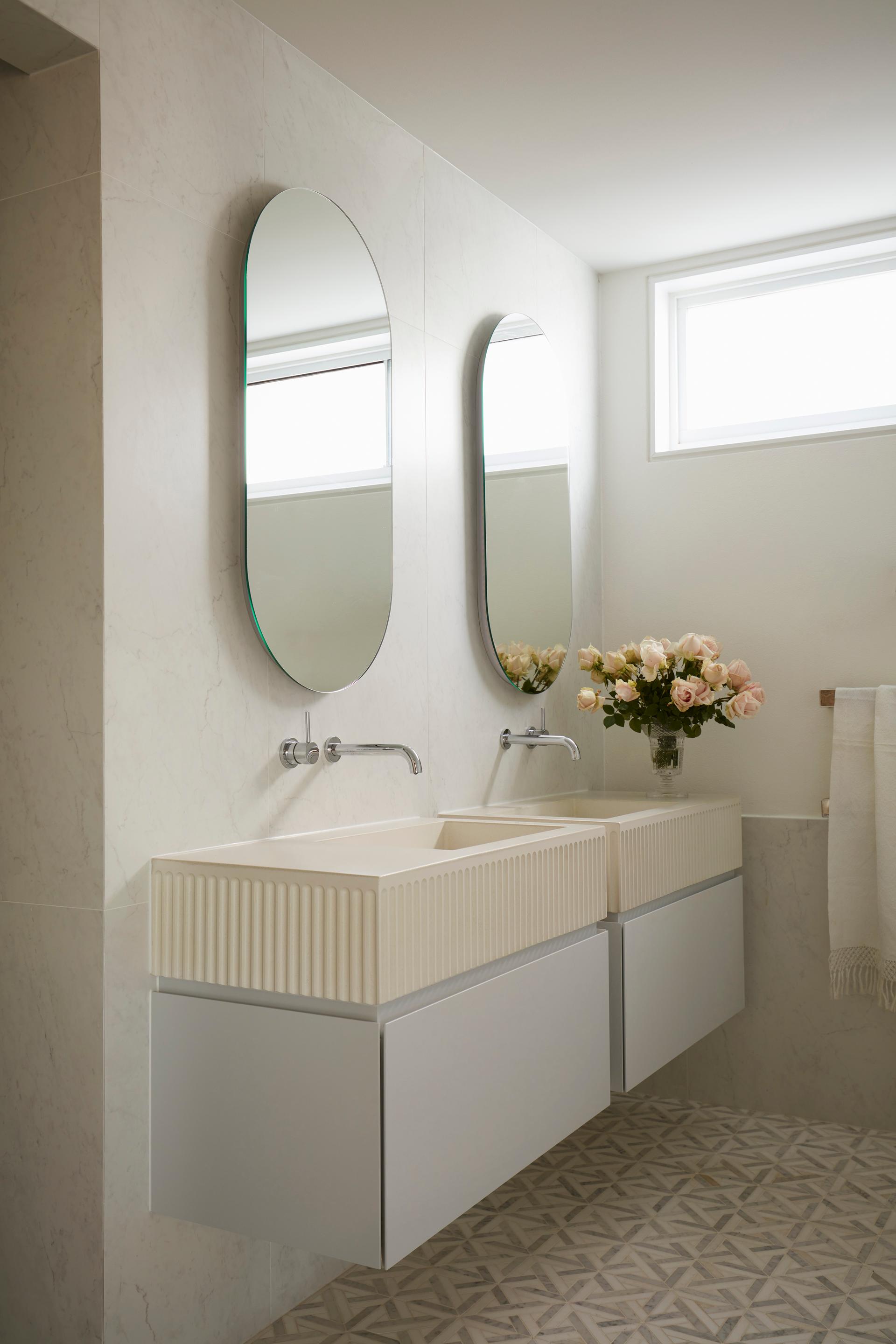 Sydney Harbour Apartment - image 25