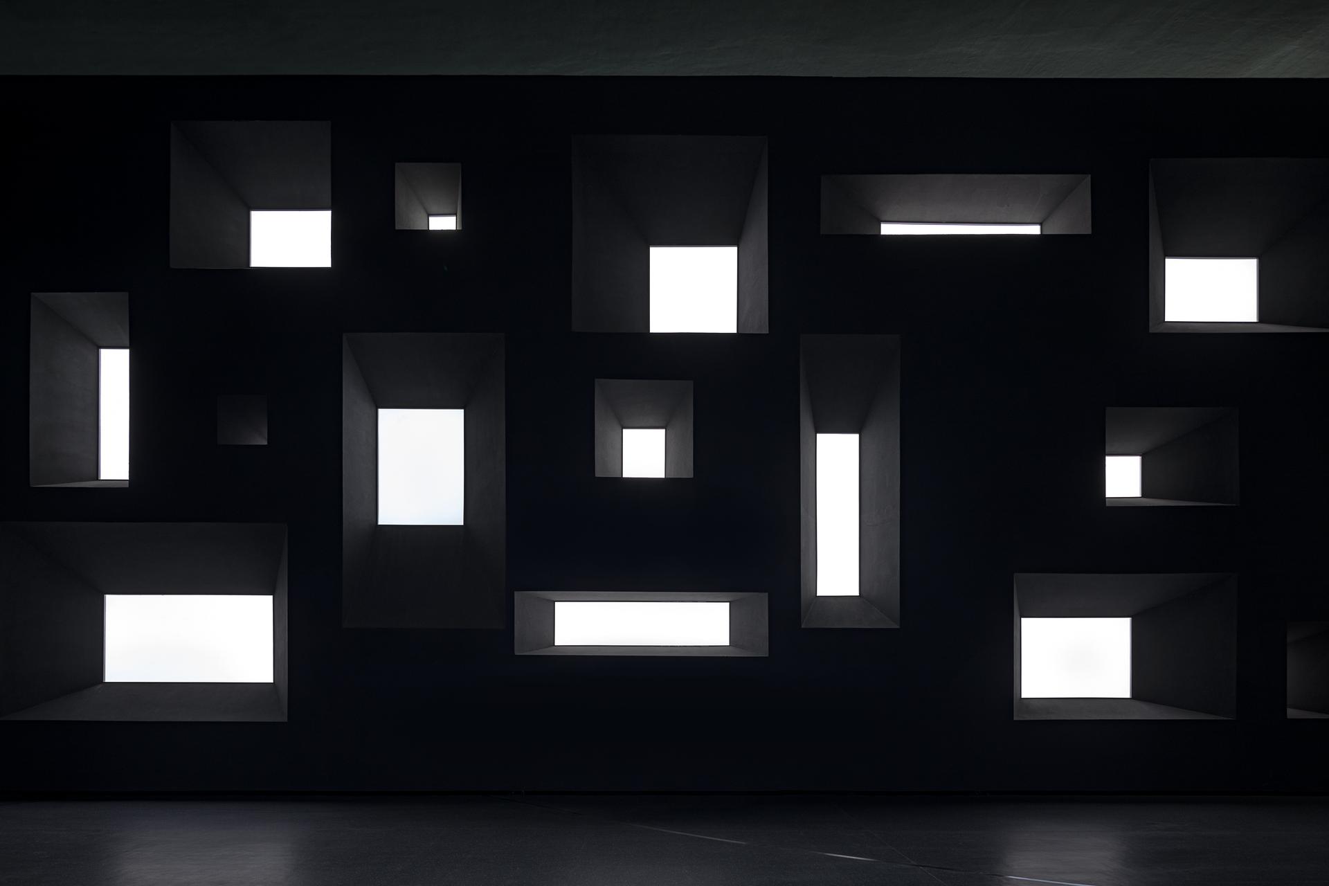 Maiji Mountain Area Tourist Service Center - image 26