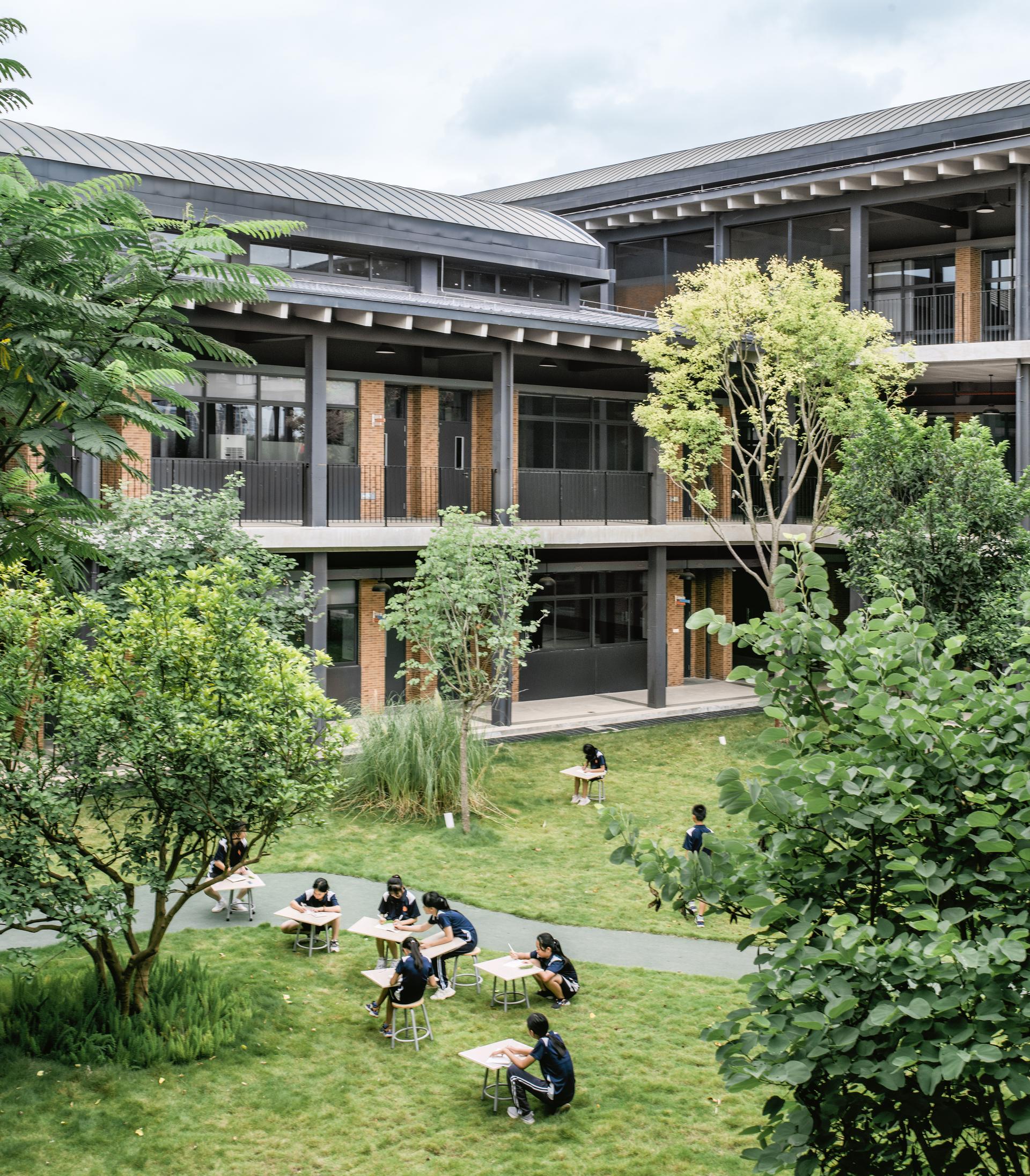 LYCEUM School - image 17
