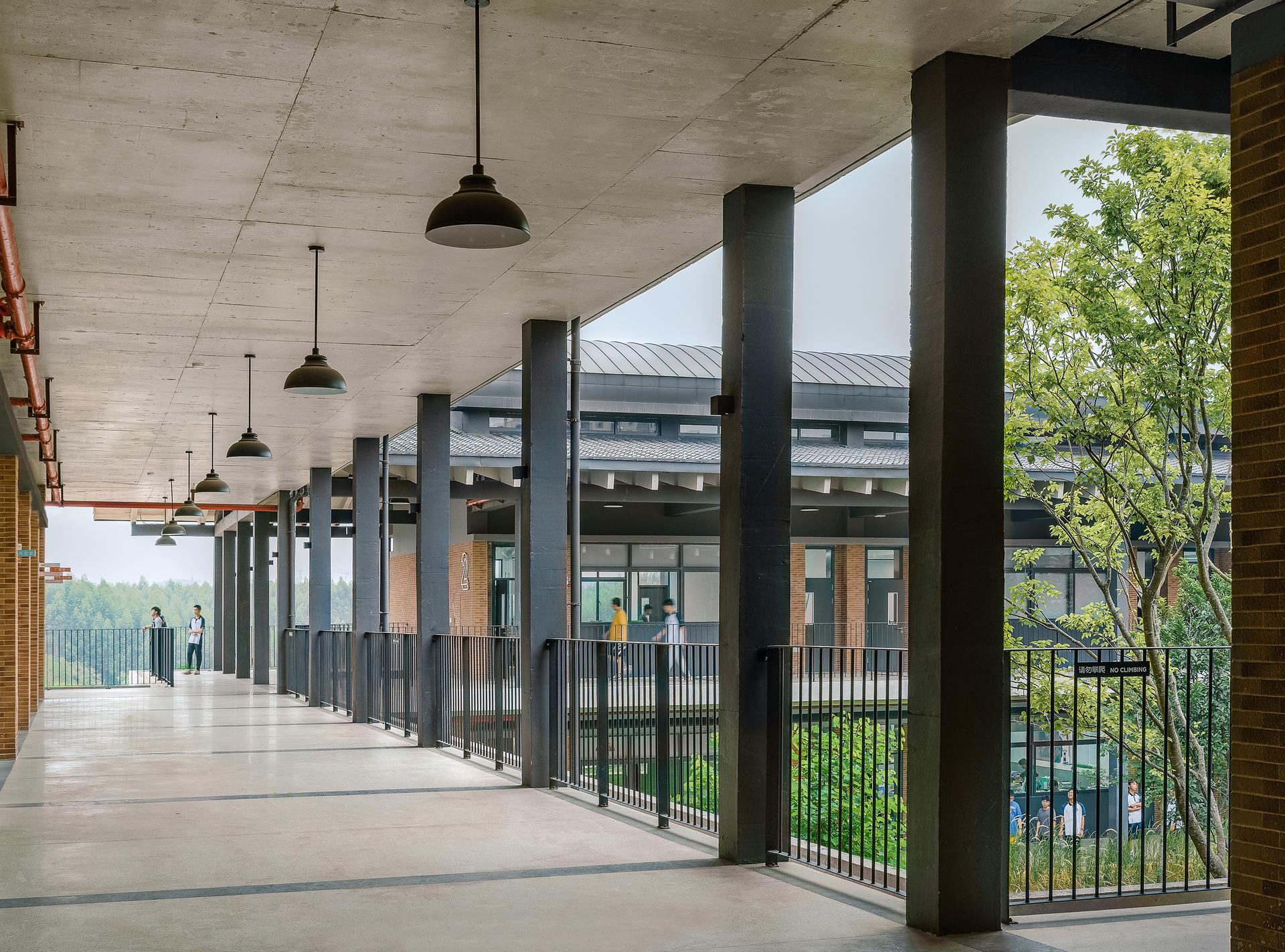 LYCEUM School - image 27