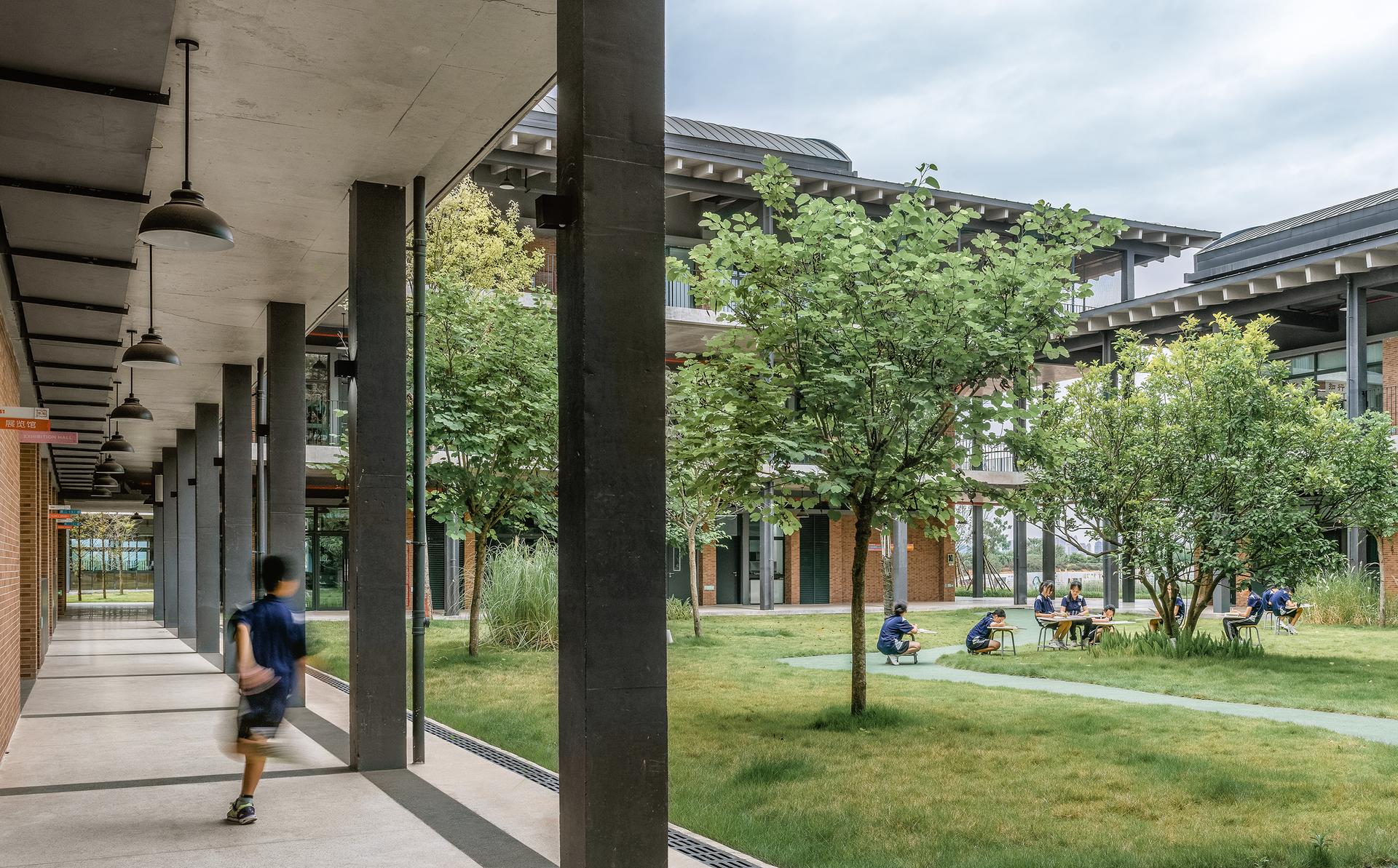 LYCEUM School - image 33