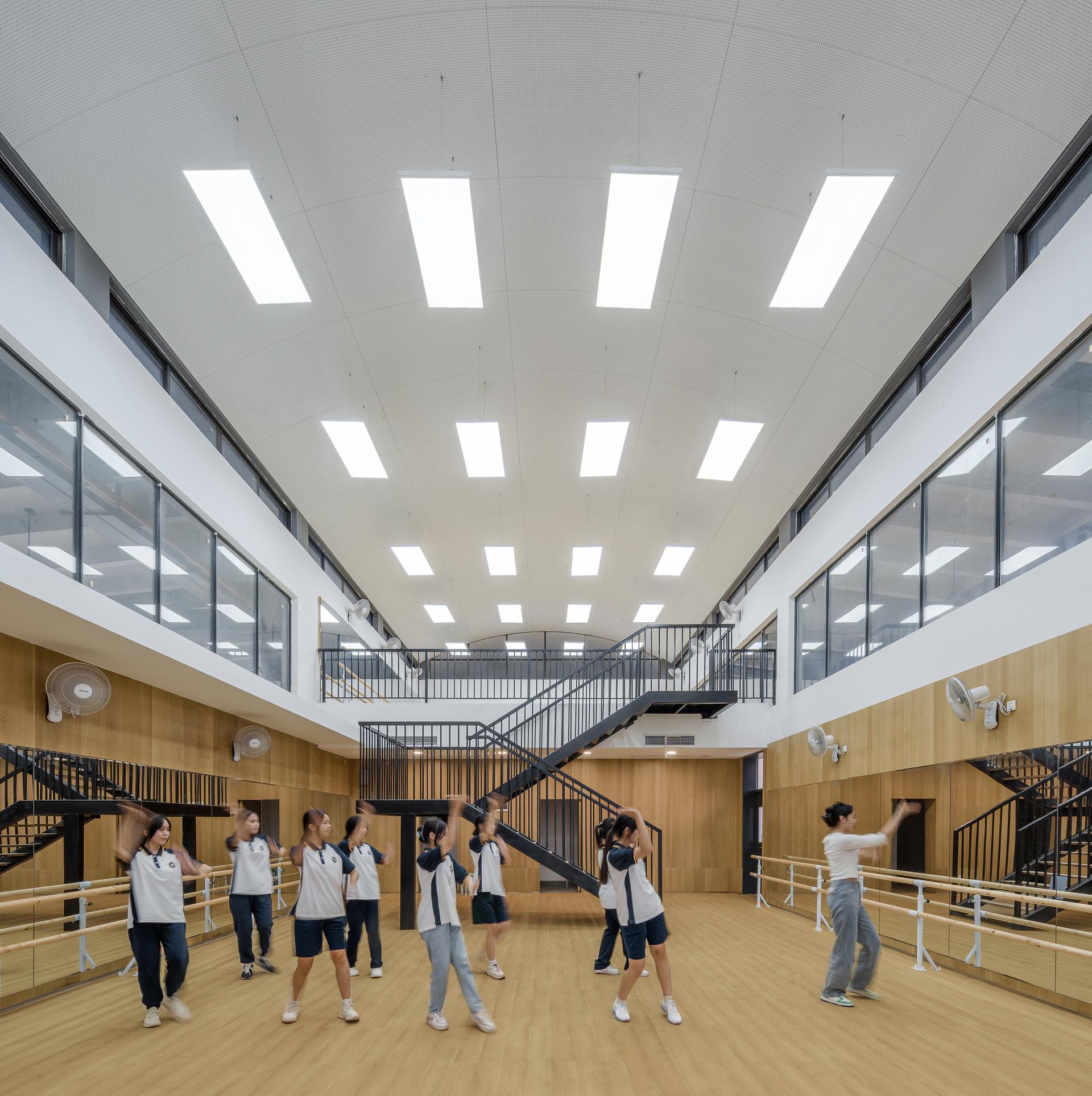 LYCEUM School - image 41