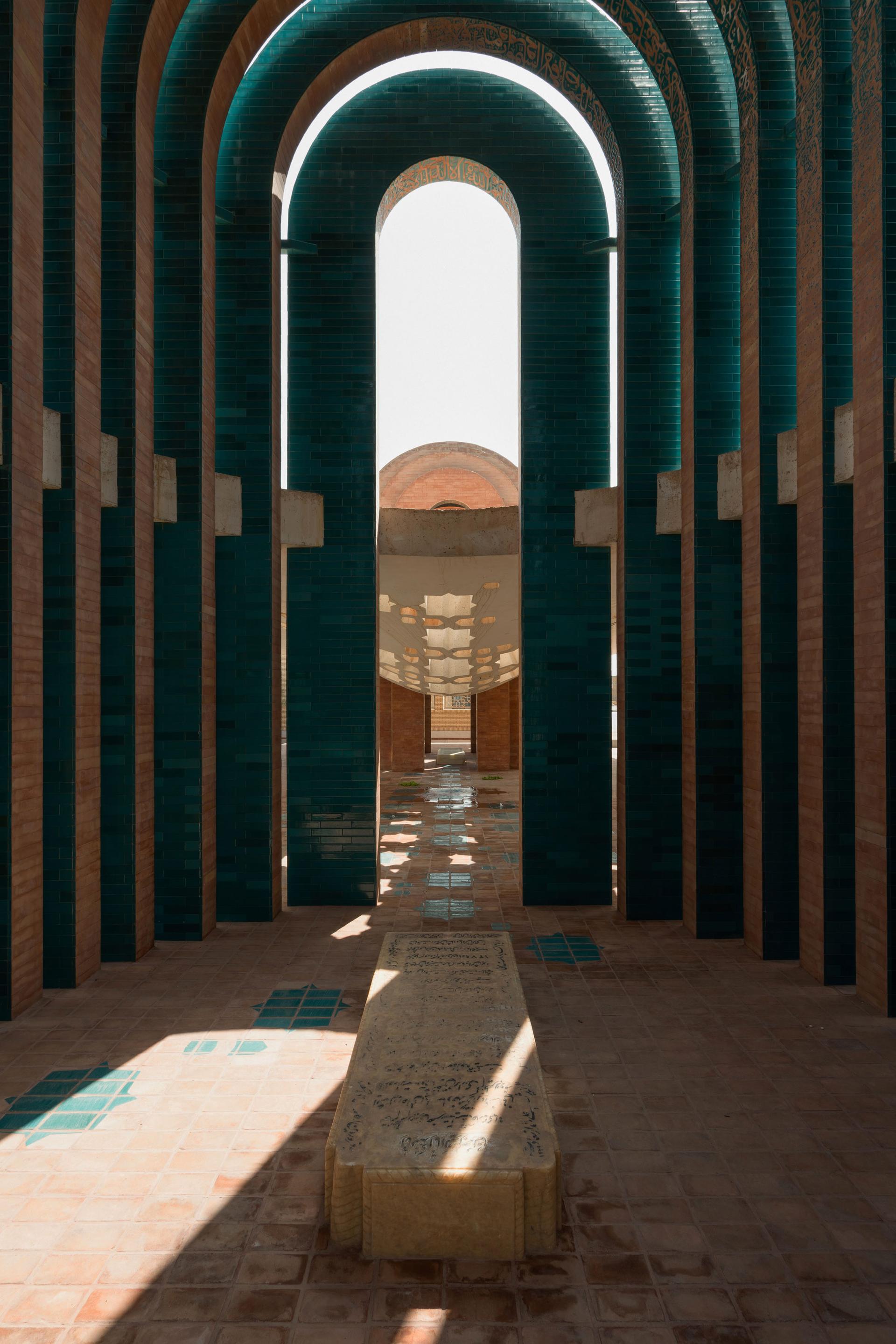 Shafagh Tomb - image 6