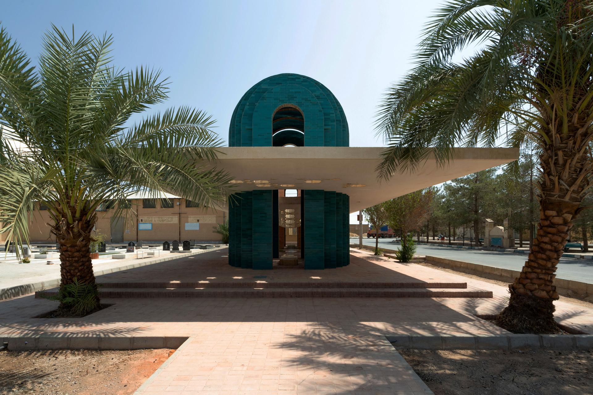 Shafagh Tomb - image 8