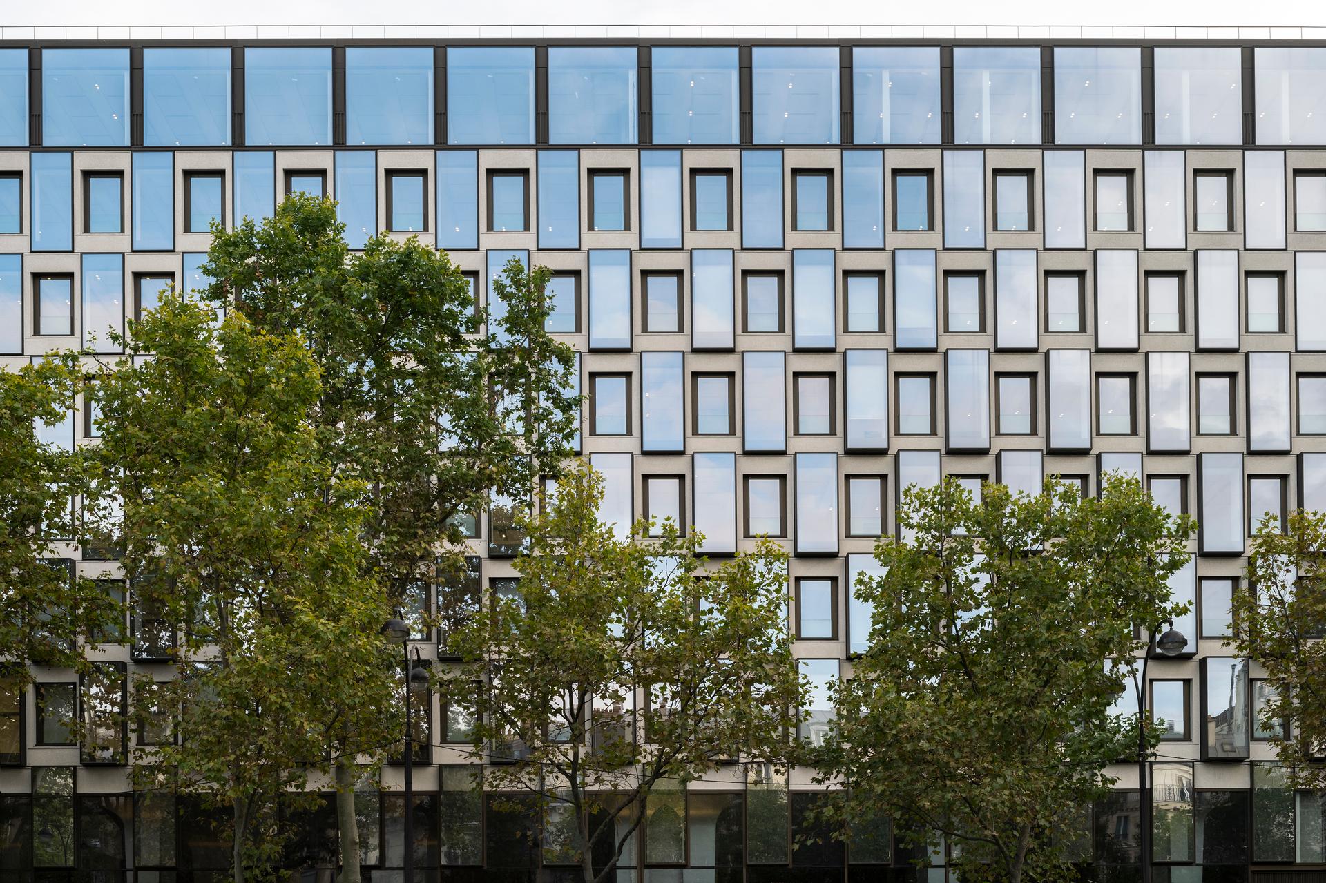 Grande Arme-l1ve, restructuring modernism - image 3
