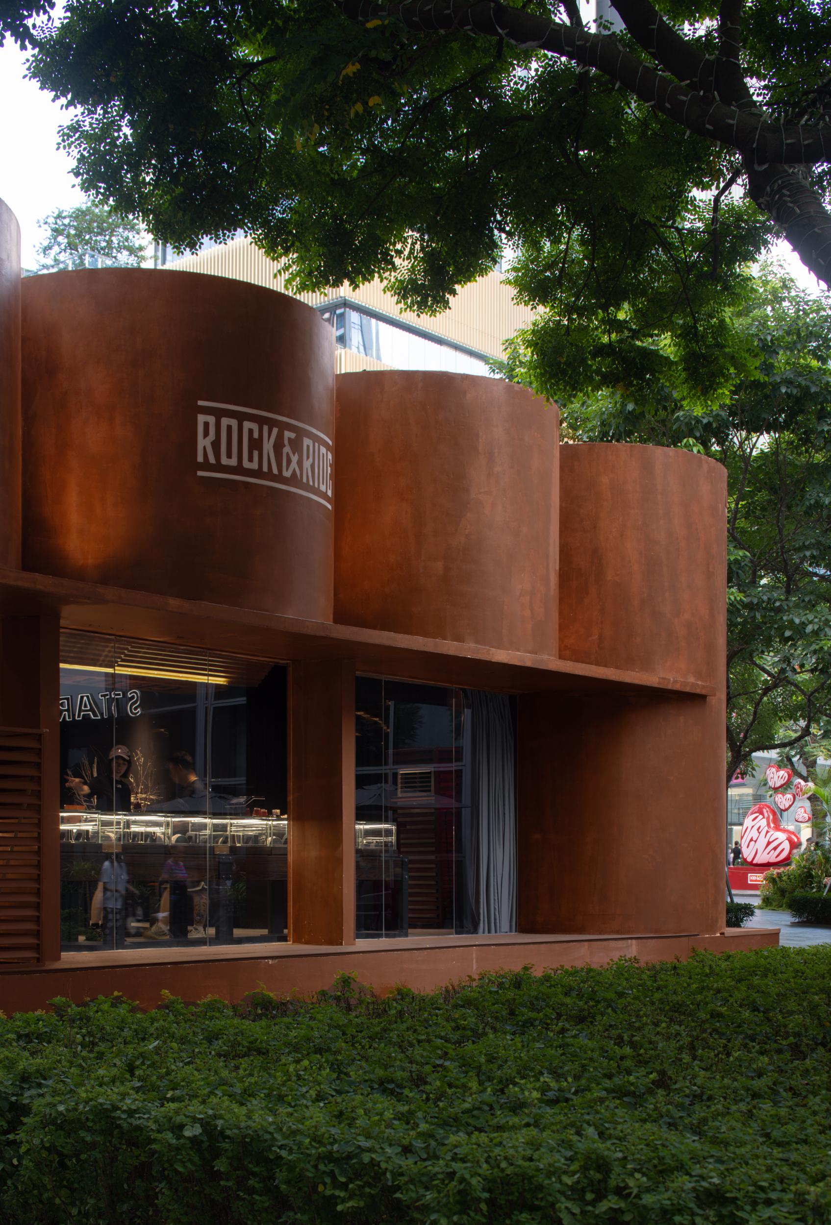 ROCK&RIDE MIXC POPUP STORE - image 8