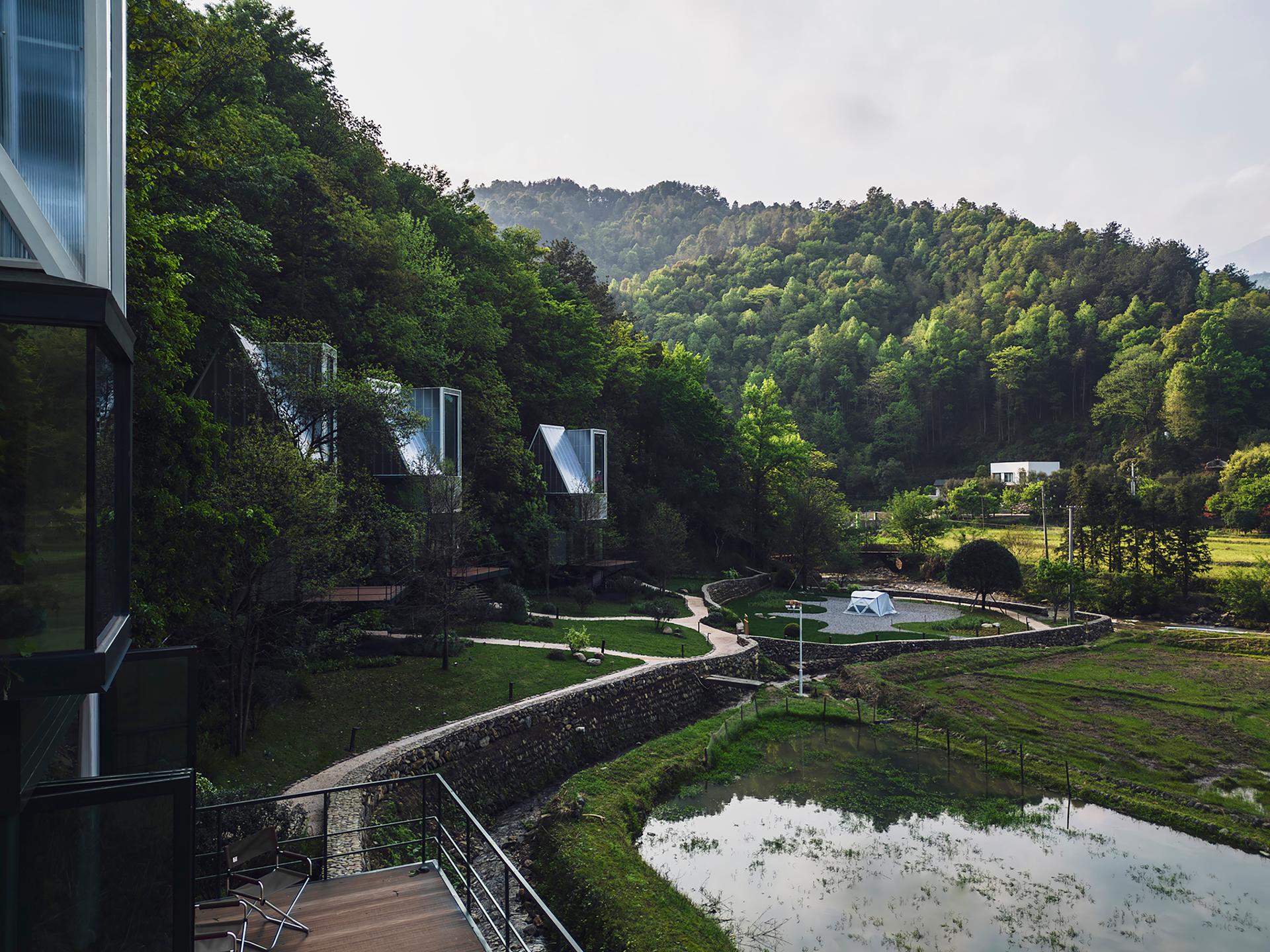 Spark Lodges at YDD Resort - image 6