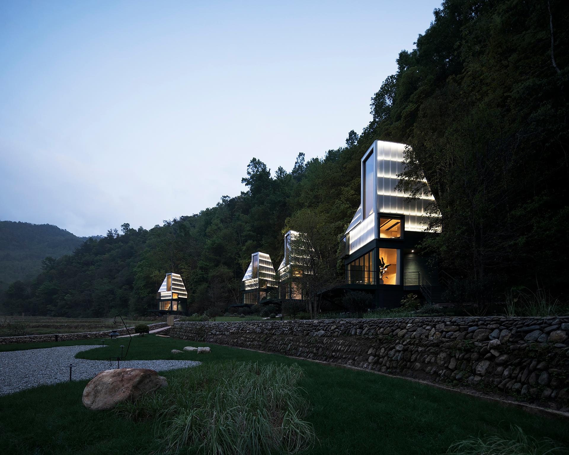 Spark Lodges at YDD Resort - image 10