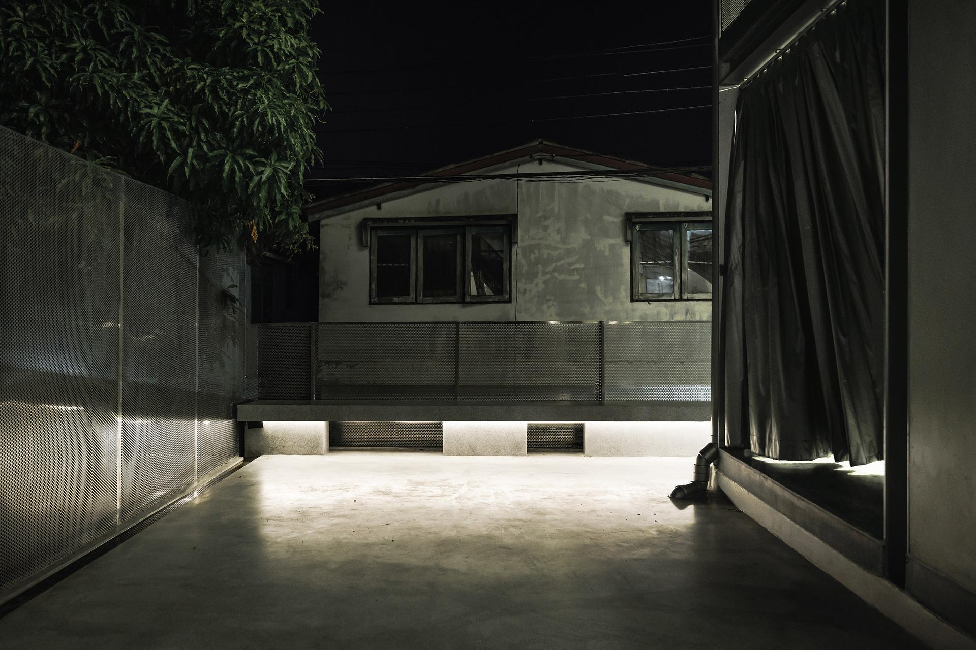 R34 Space - image 30