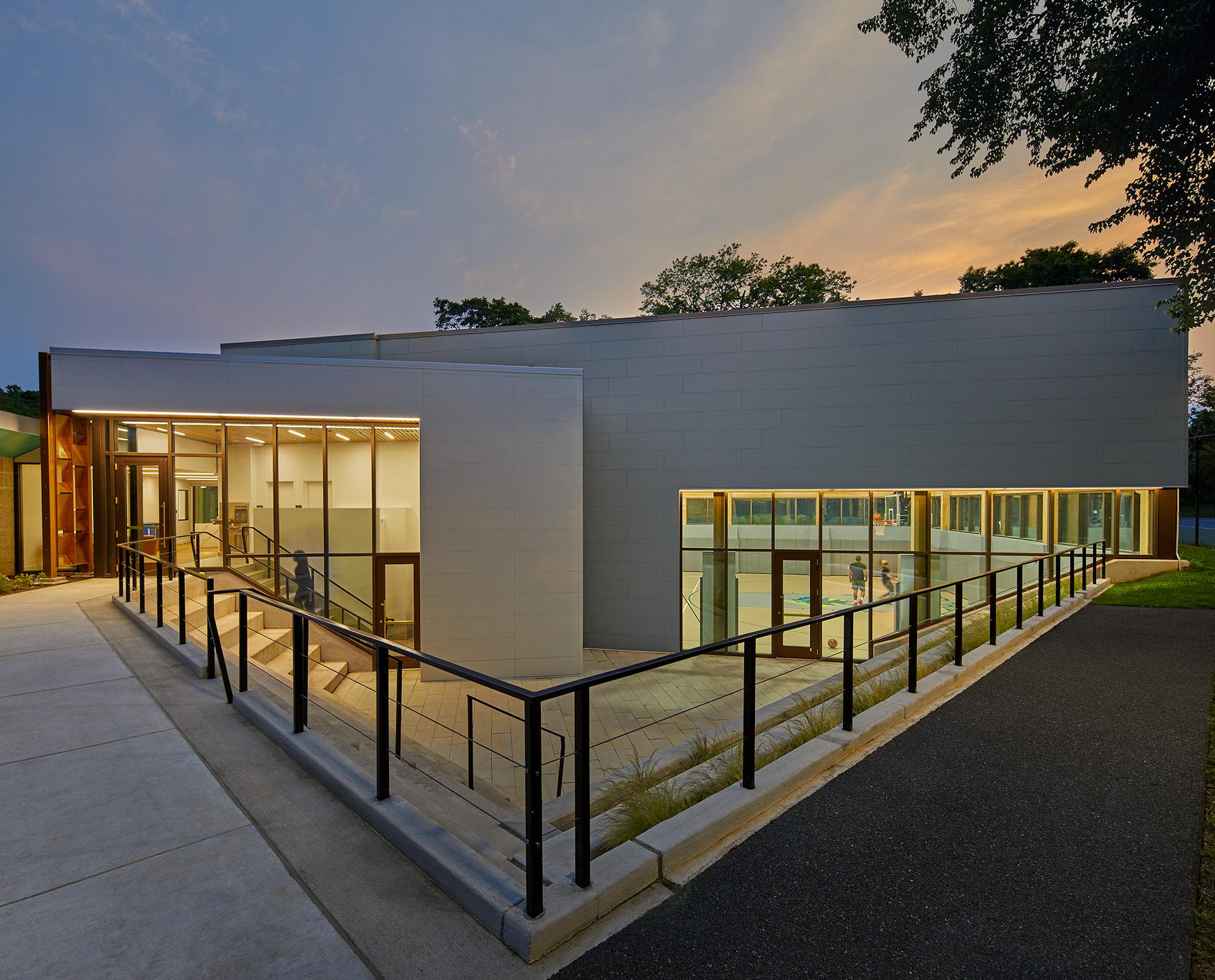 Arboretum Community Center - image 16